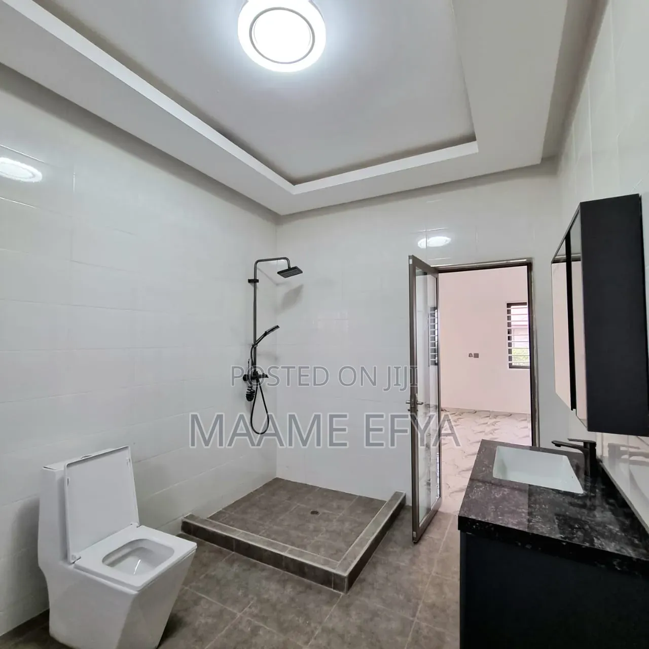 4bdrm House in Spintex, Accra Metropolitan for sale