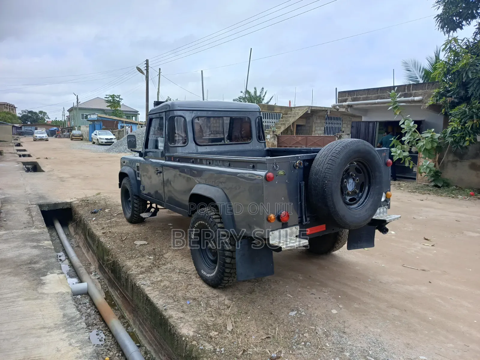 Land Rover Defender 1999 Gray