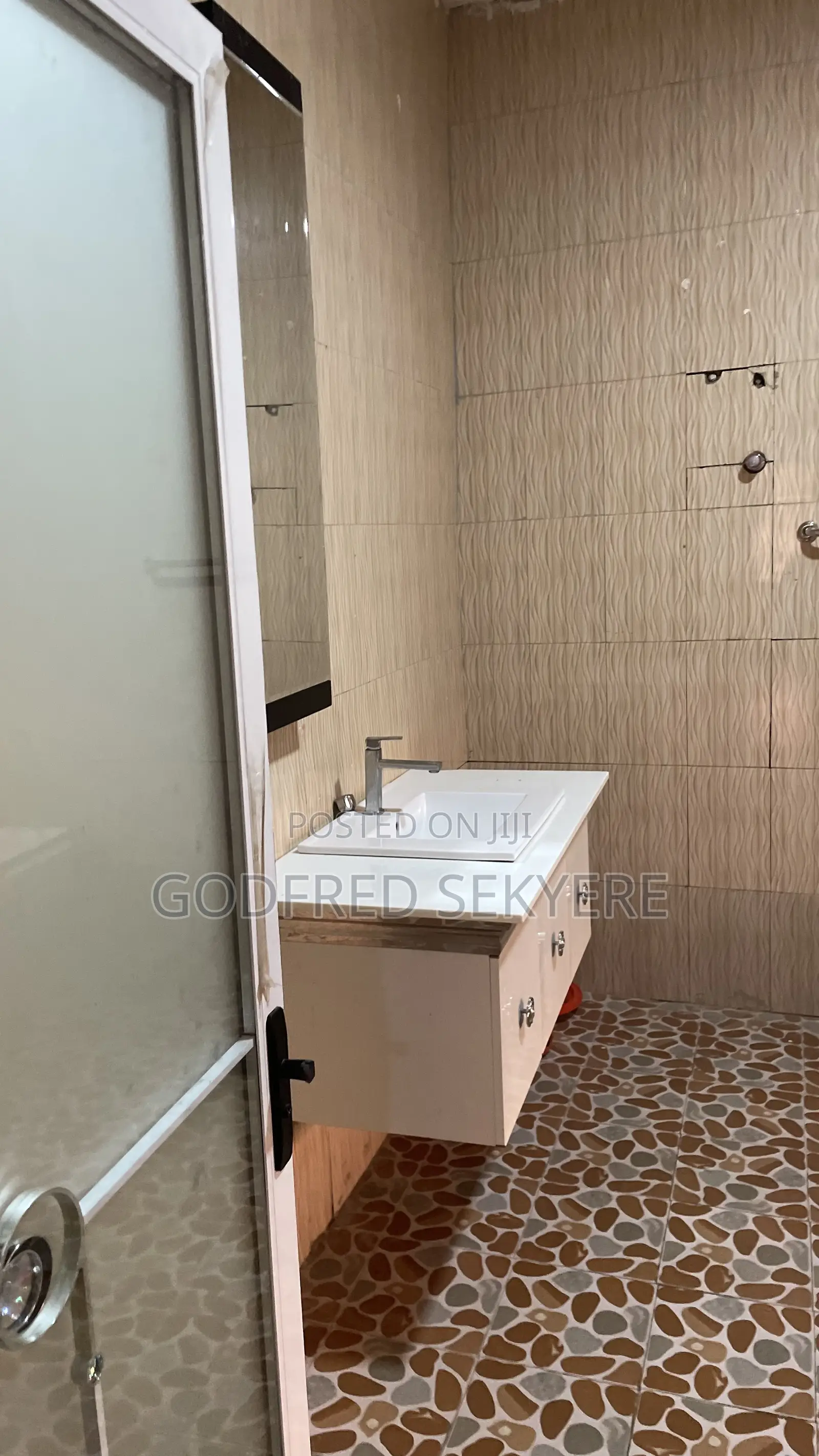 4bdrm House in Abuakwa, Kumasi Metropolitan for rent