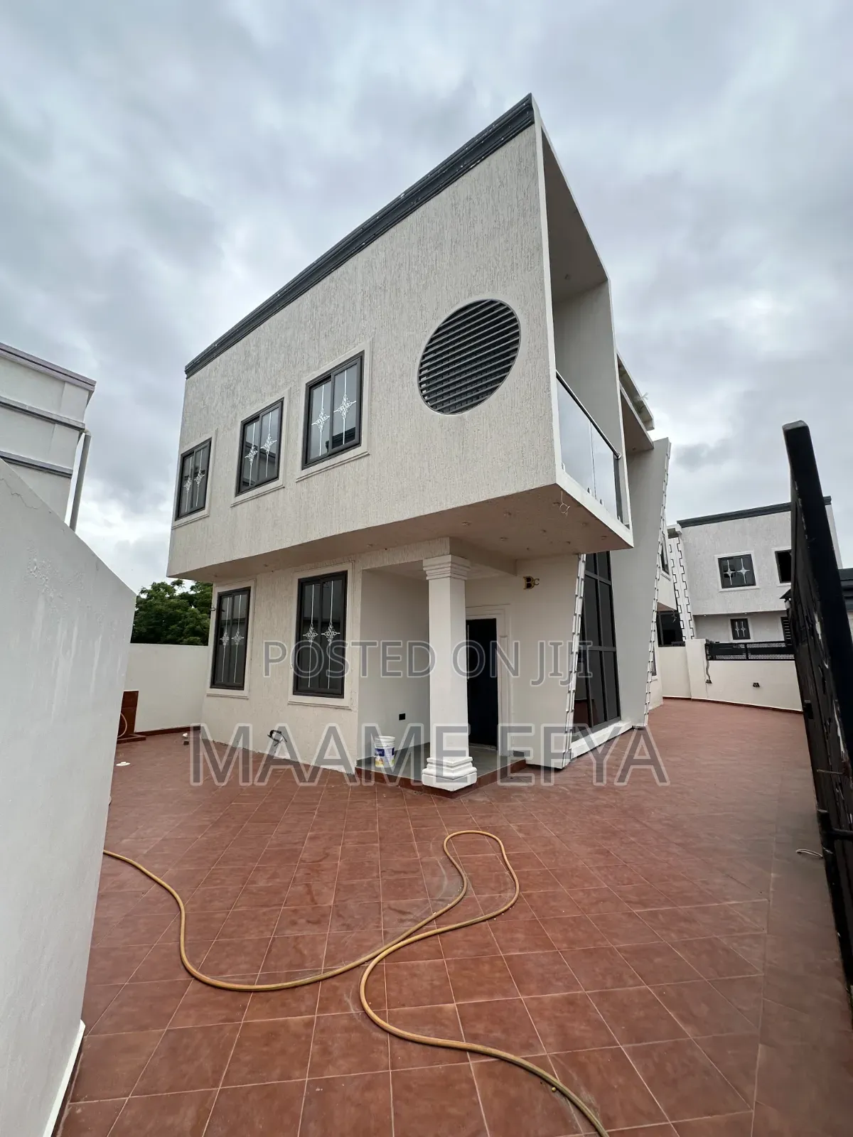 4bdrm House in Spintex, Accra Metropolitan for sale