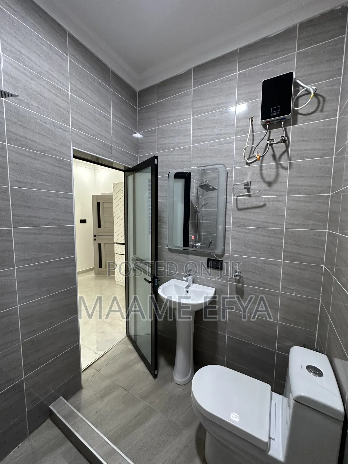 4bdrm House in Spintex, Accra Metropolitan for sale