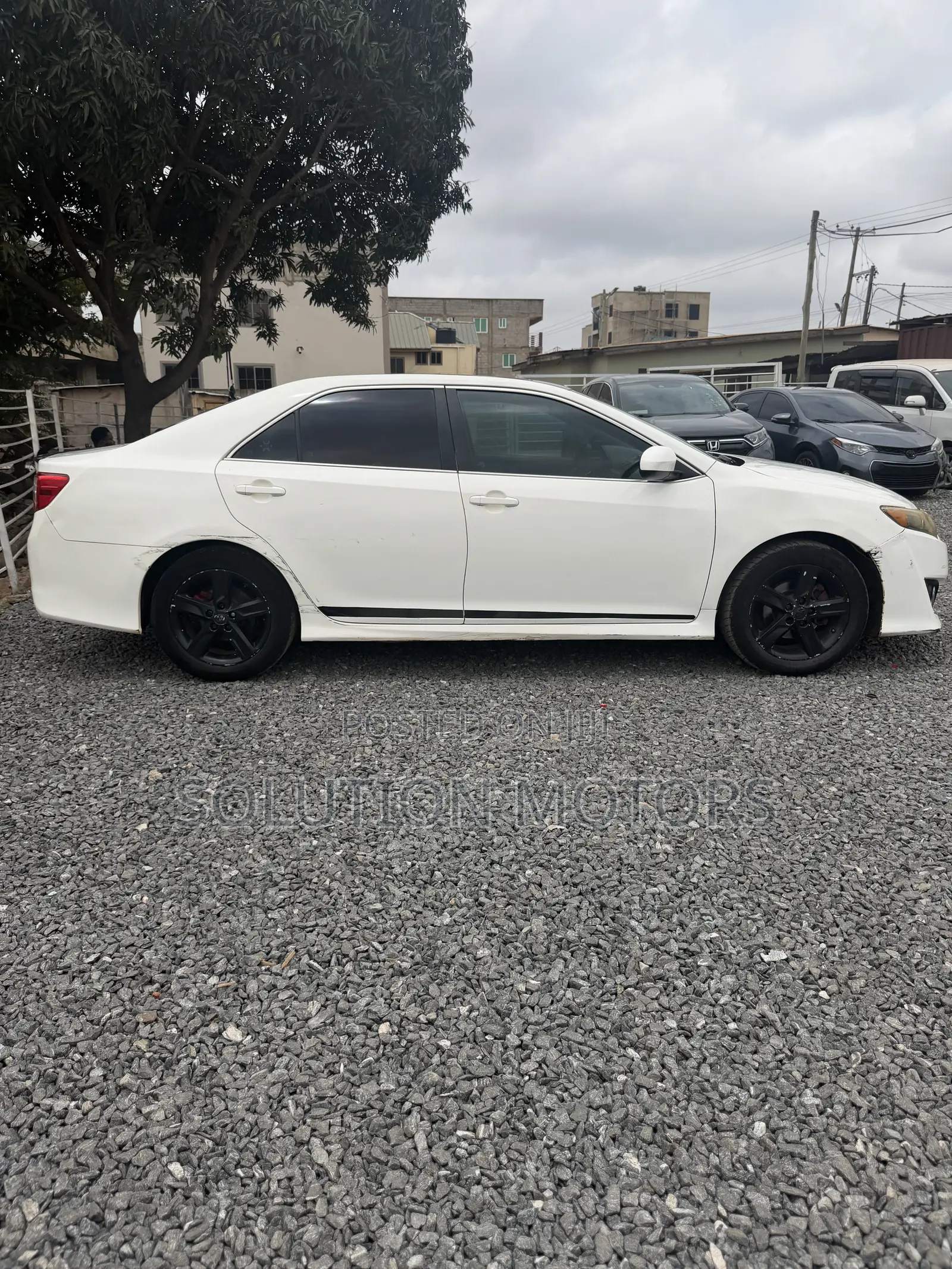 Toyota Camry SE 4dr Sedan (2.5L 4cyl 6A) 2014 White
