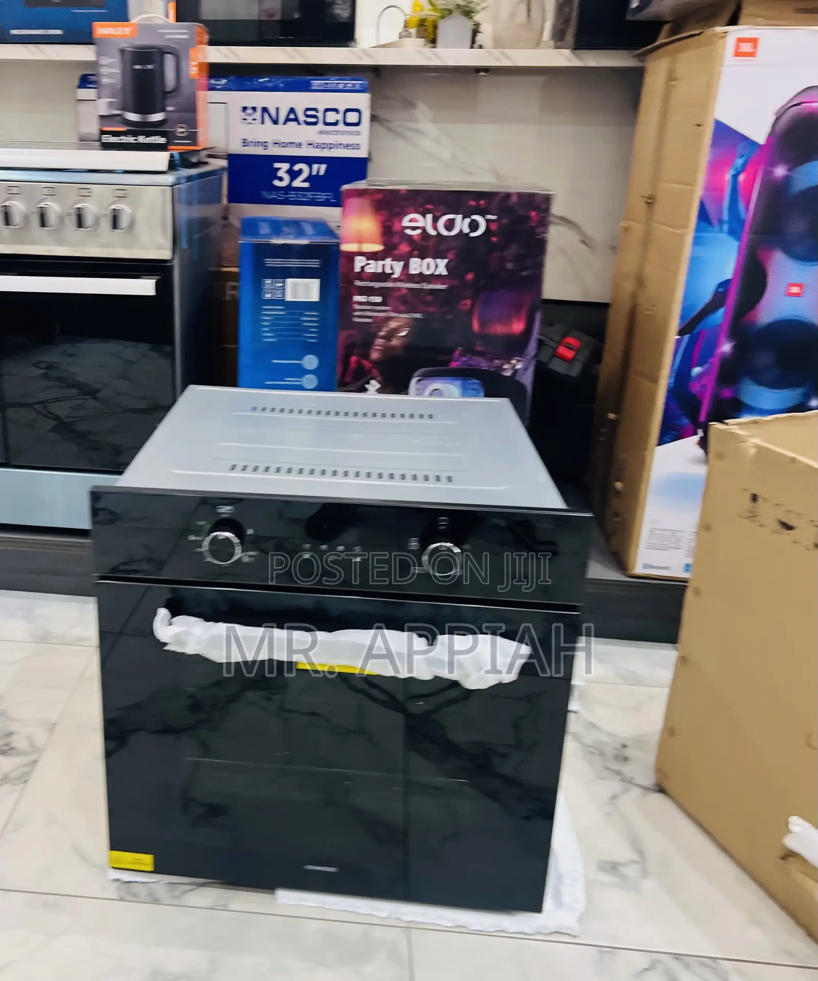 Extremely Classic Kenwood Built in Electric and Gas Oven.