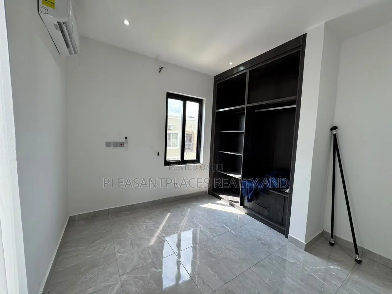 3bdrm House in Pleasantplaces And, Adenta for sale