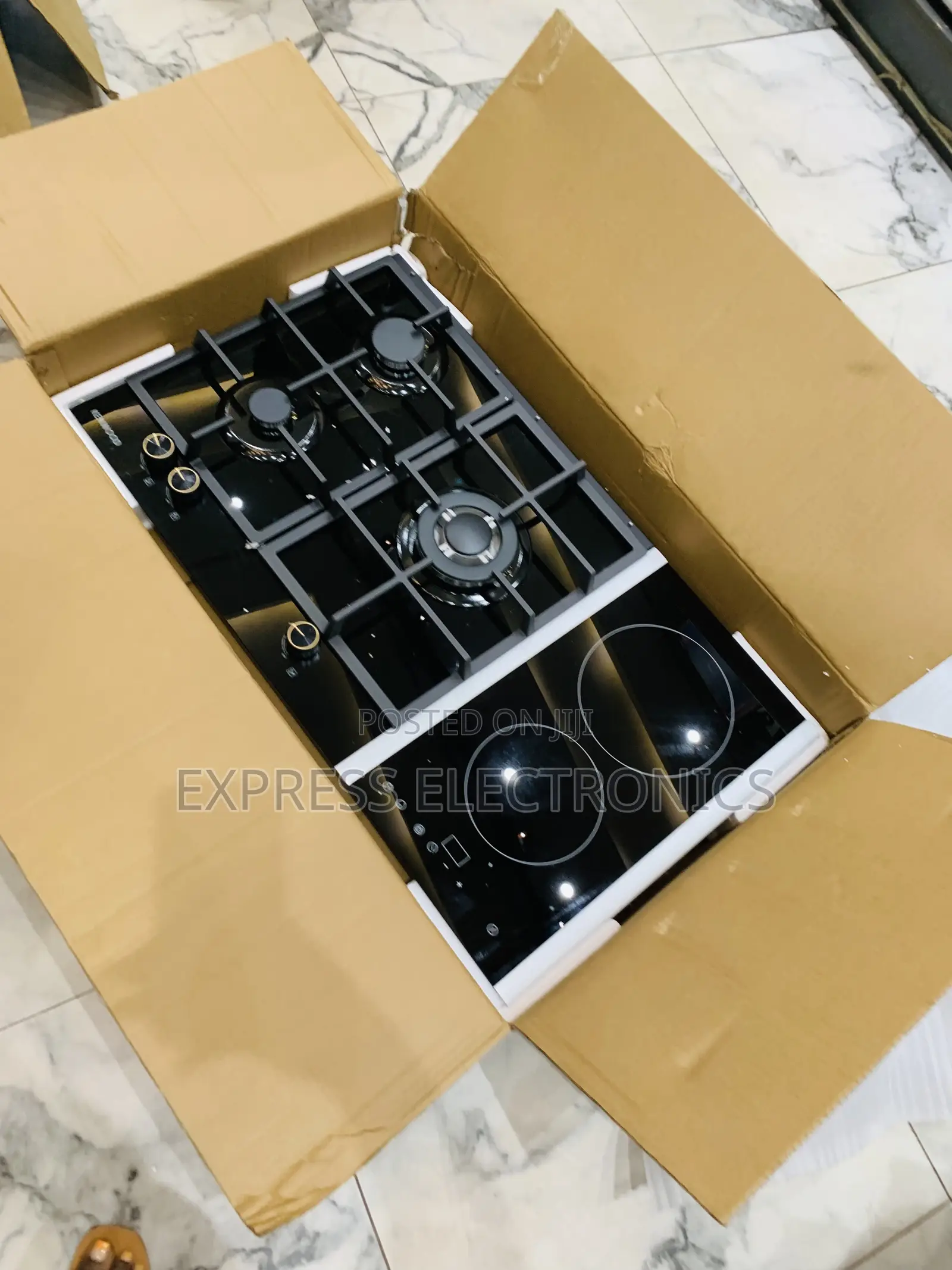 Hot Deals in Built in Kenwood Has Electric 3-2 Stove