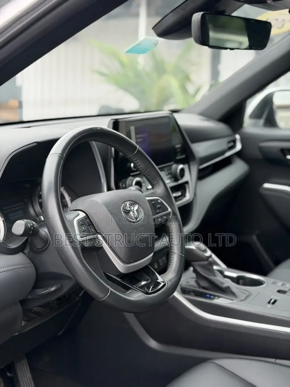Toyota Highlander XSE AWD 2024 Silver