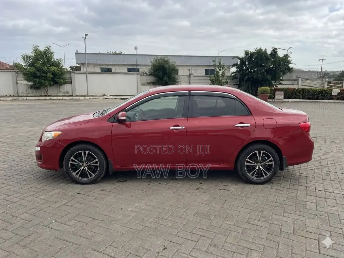 Toyota Corolla 2010 Red
