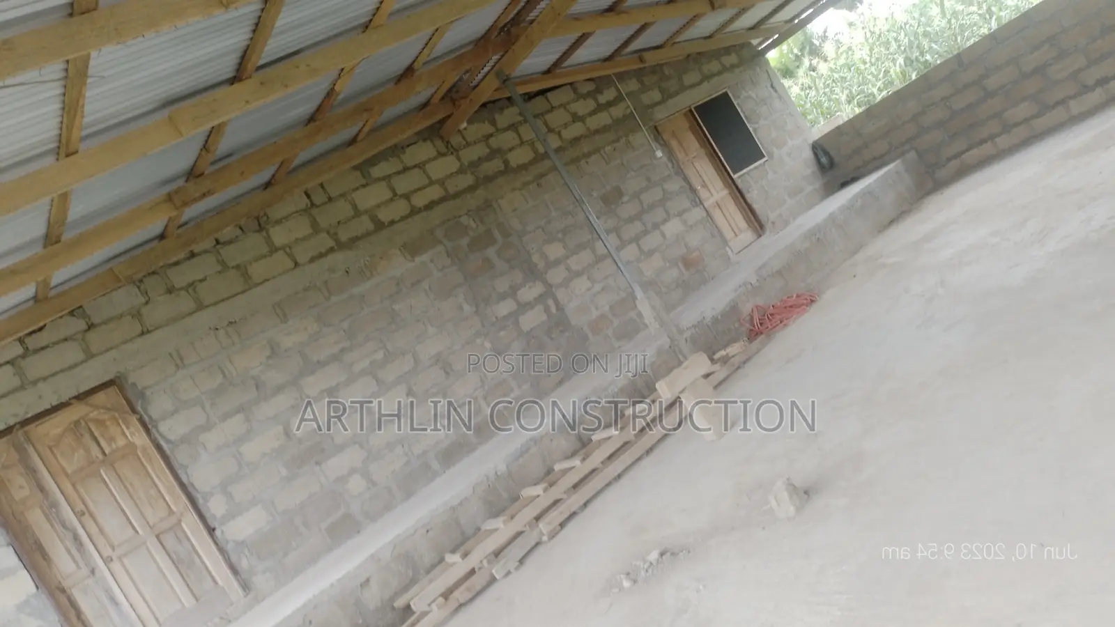 Commercial Property Close to Main Road for Rent at Ag Swedru