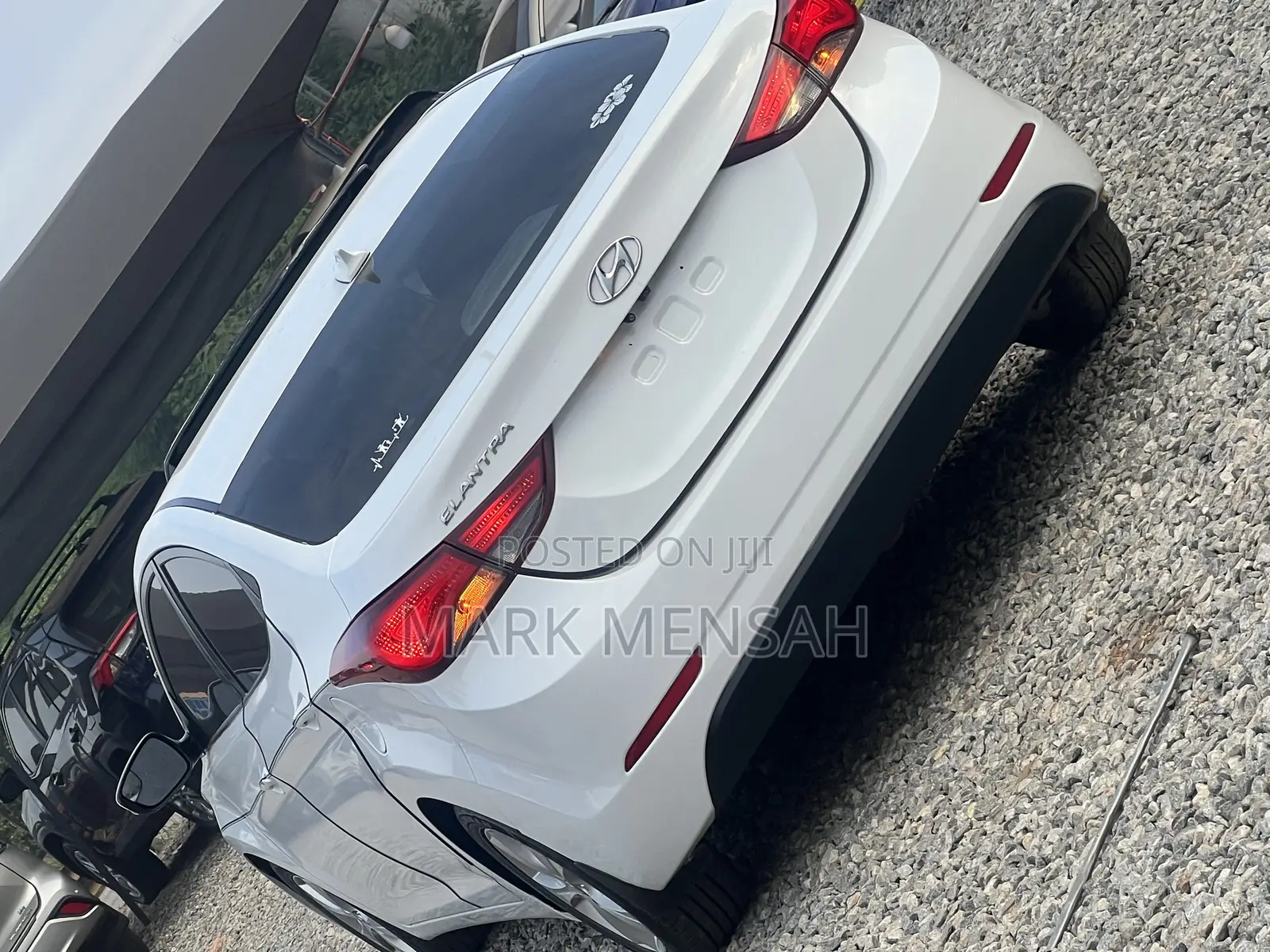 Hyundai Elantra 2016 White