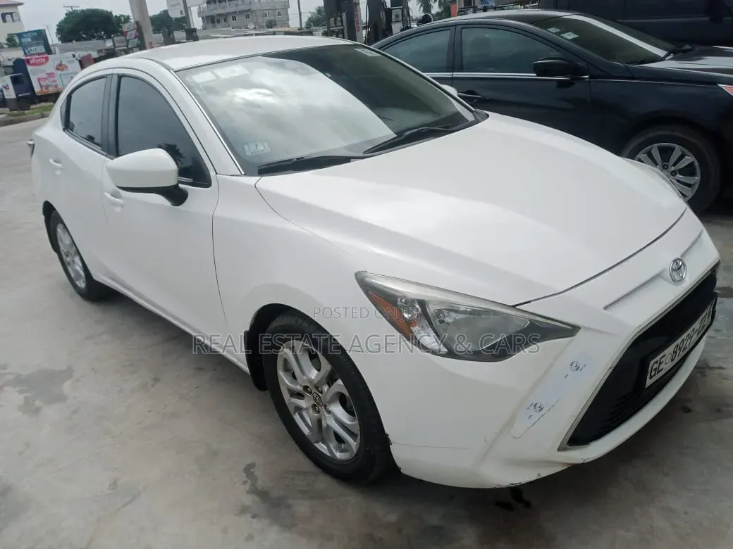 Toyota Yaris iA 1.5 FWD 2018 White