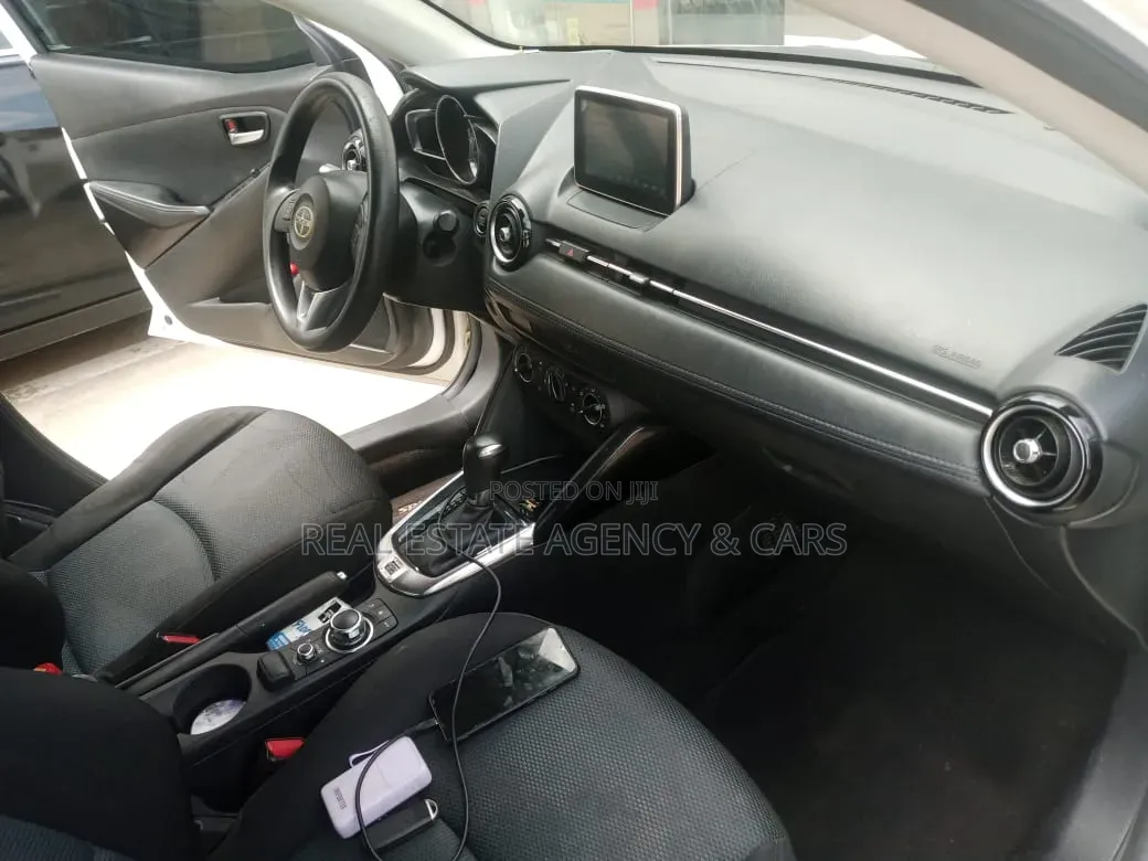 Toyota Yaris iA 1.5 FWD 2018 White
