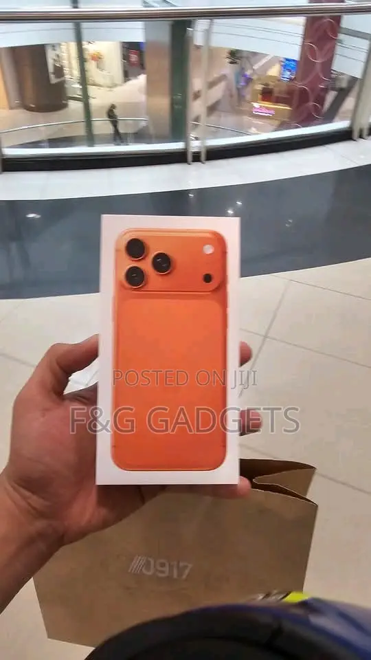 New Apple iPhone 17 Pro Max 256 GB Orange