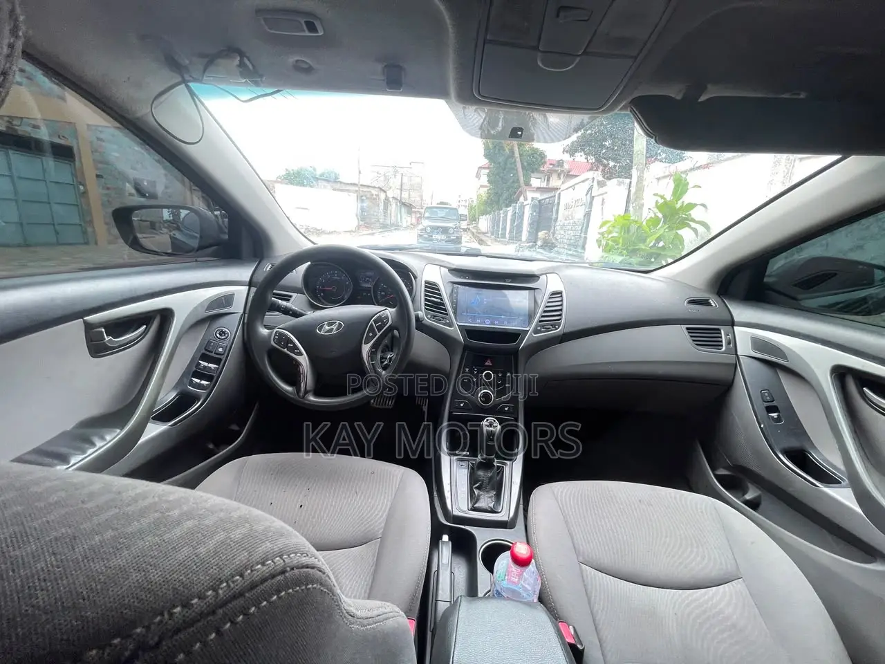 Hyundai Elantra SE 4dr Sedan (1.8L 4cyl 6A) 2015 Gray