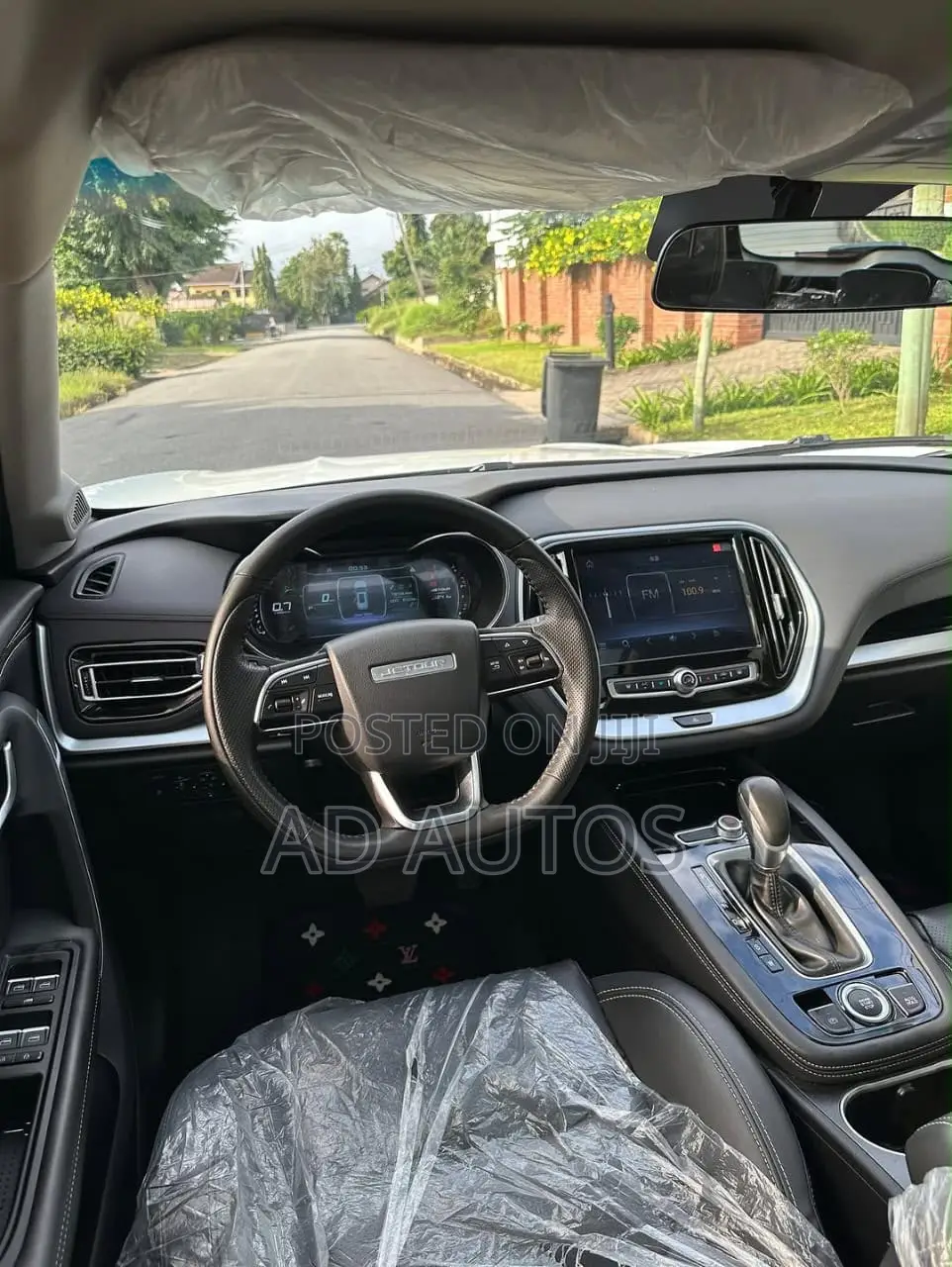 Jetour X70 Plus 1.5 7-Seater FWD 2021 White