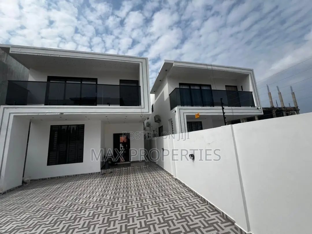Furnished 4bdrm House in Lake Side Estate for sale