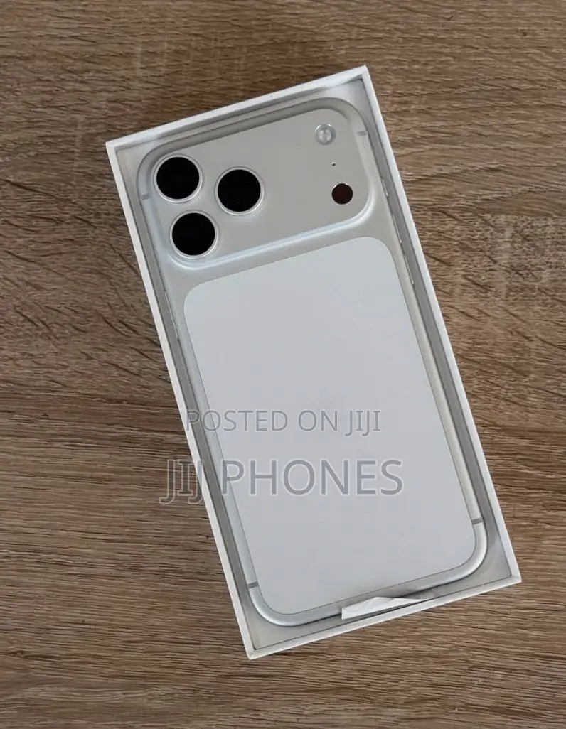 New Apple iPhone 17 Pro Max 256 GB Silver