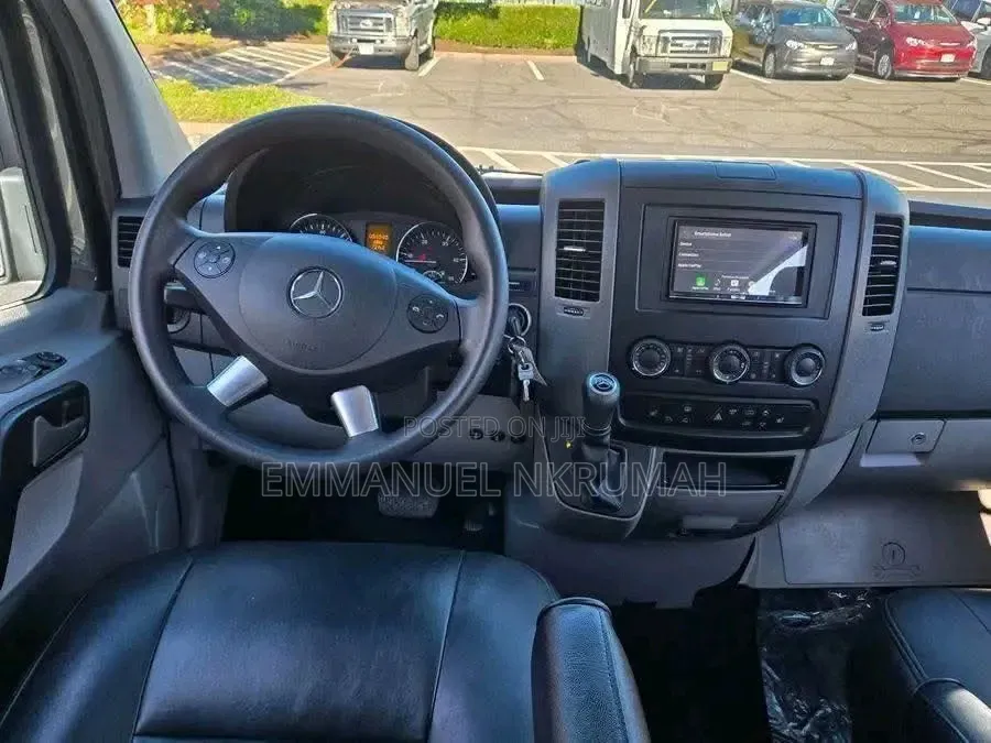 Mercedes-Benz Sprinter 2012 Blue