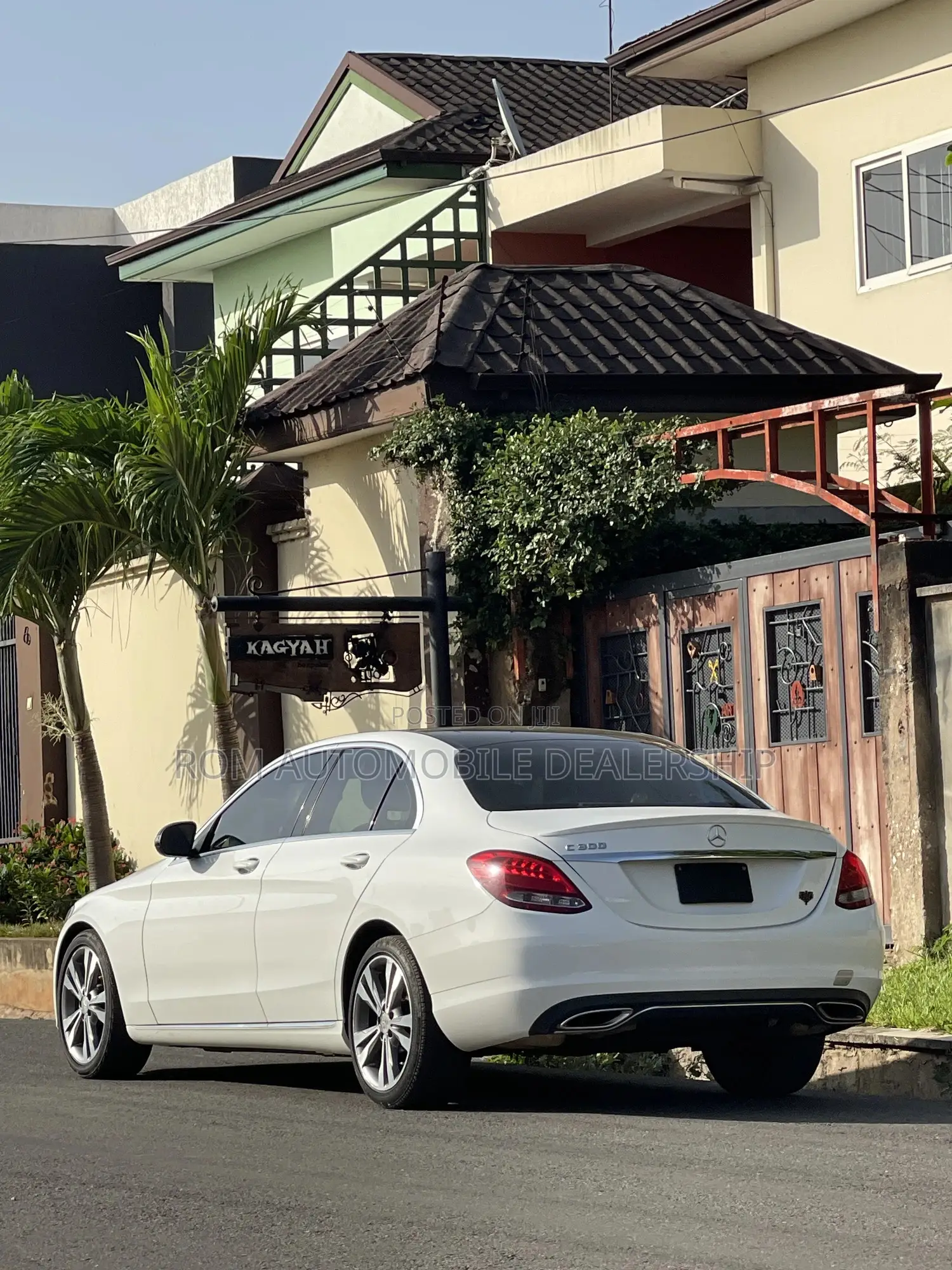 Mercedes-Benz C300 2017 White