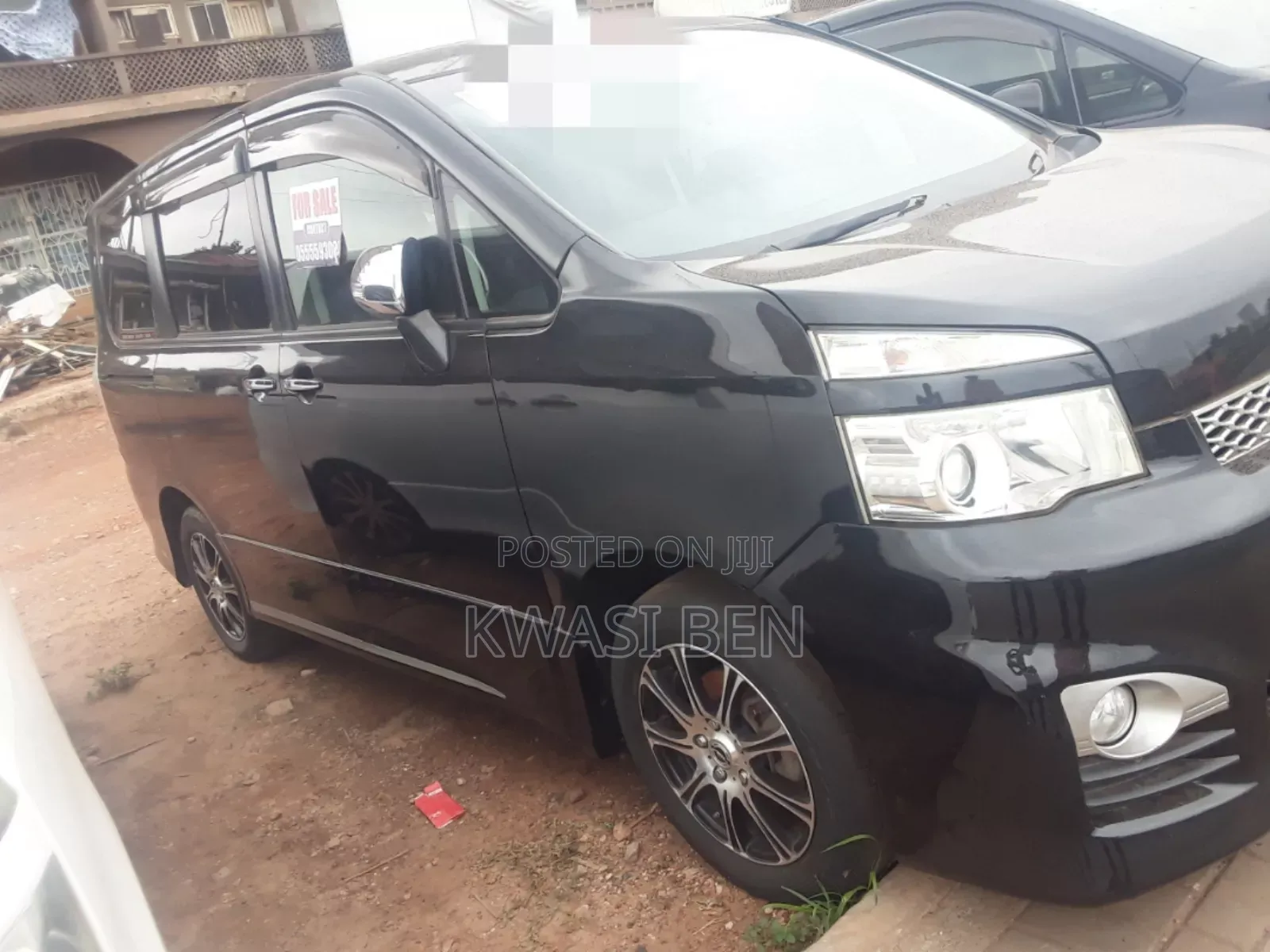 Toyota Voxy 2013 Black