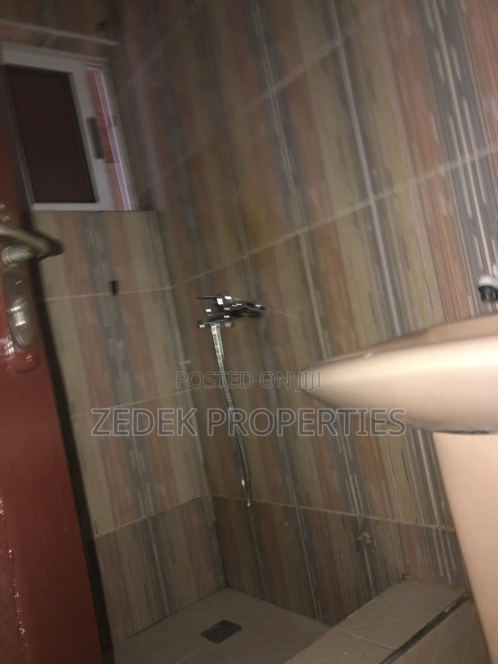 2bdrm Apartment in Ashomang for rent