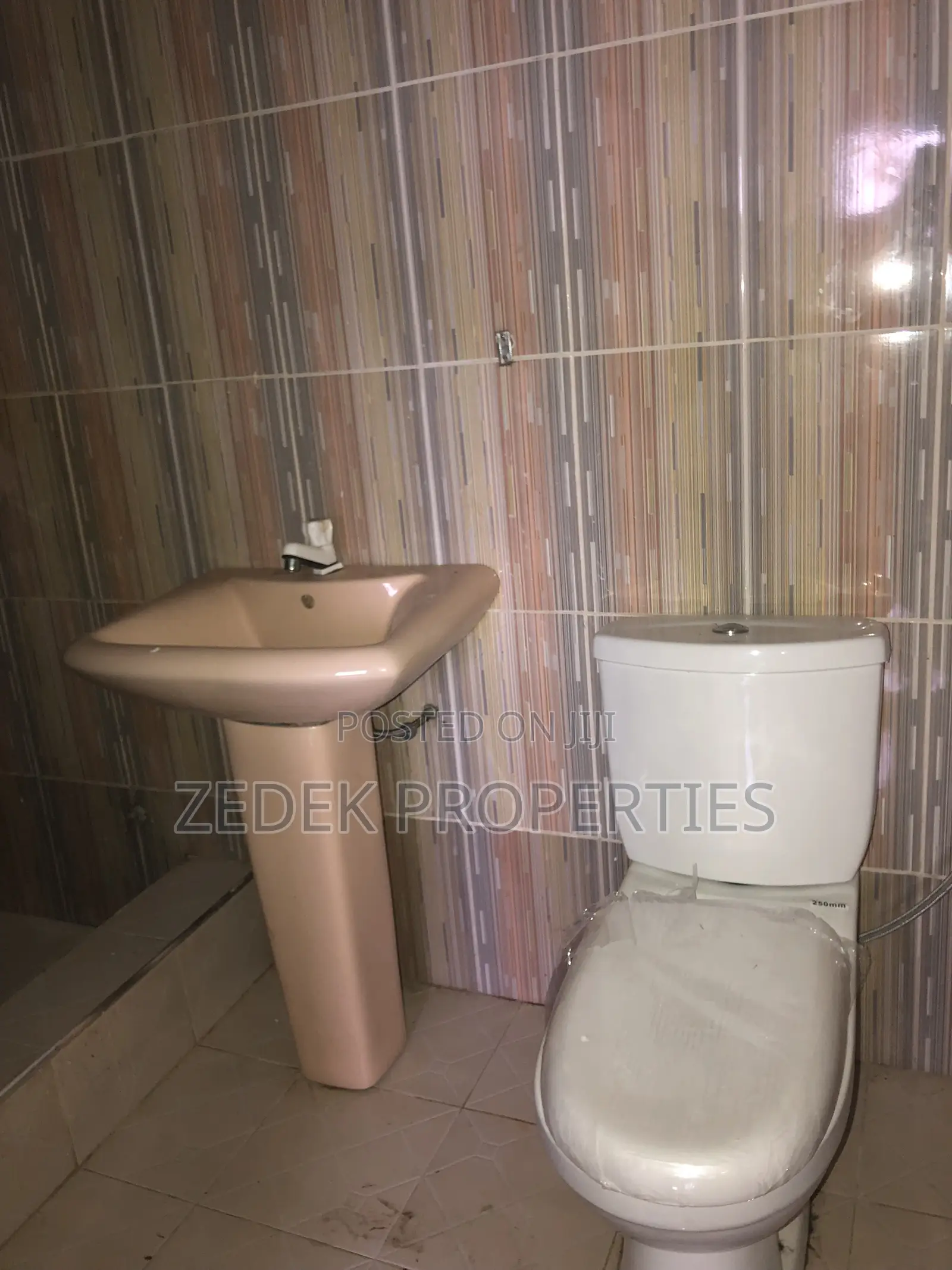 2bdrm Apartment in Ashomang for rent