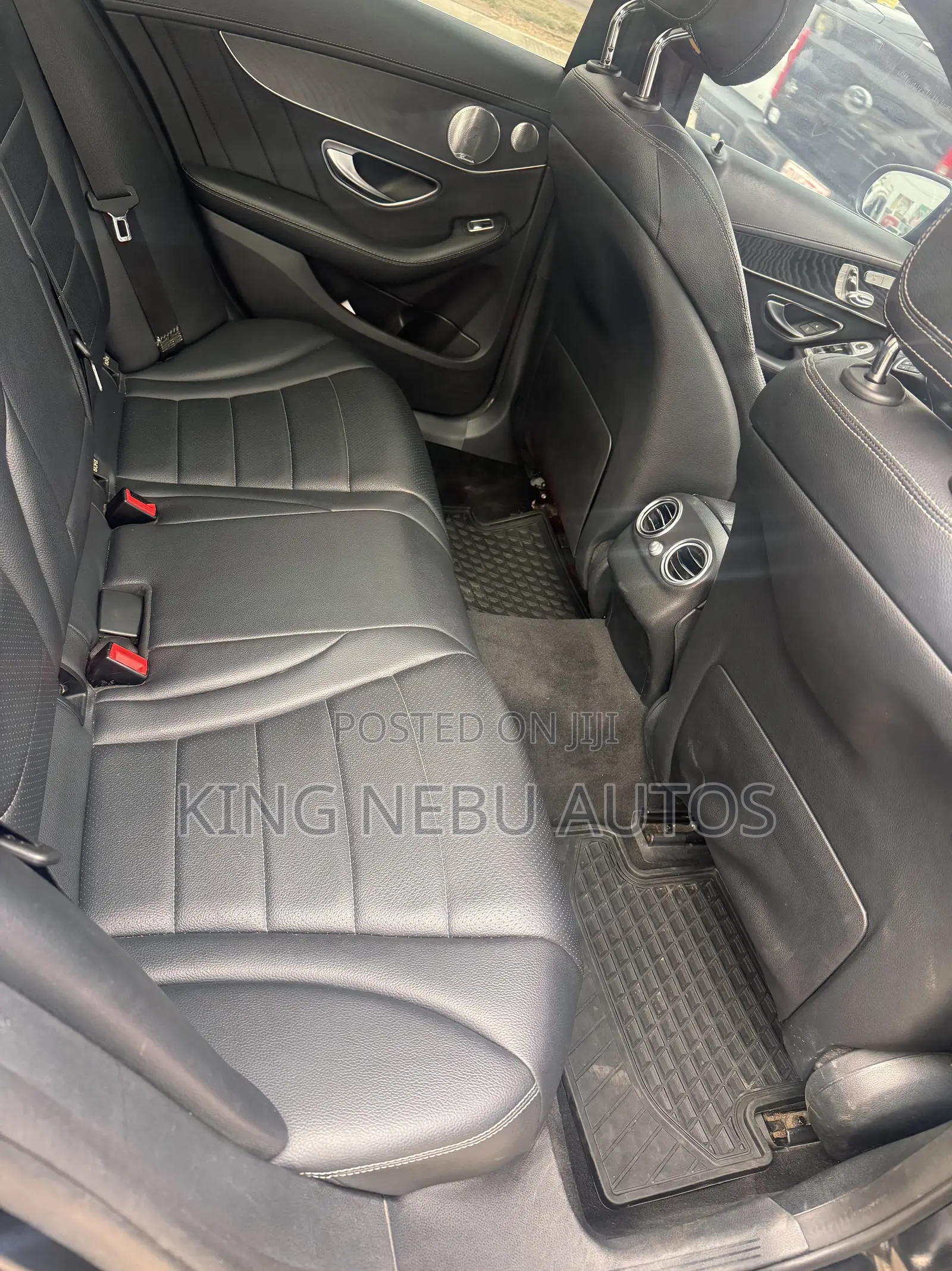 Mercedes-Benz C300 Sport 4Matic Sedan AWD (2.0L 4cyll 7A) 2016 Black