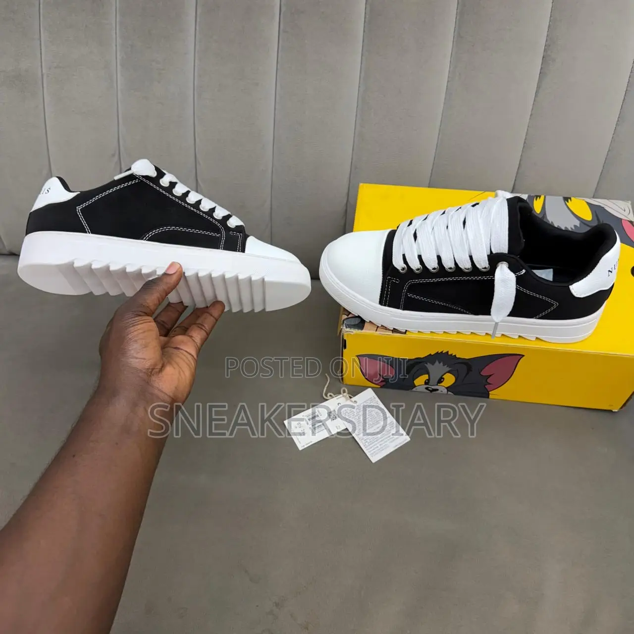 Numeries Atelier Lunar Trainer