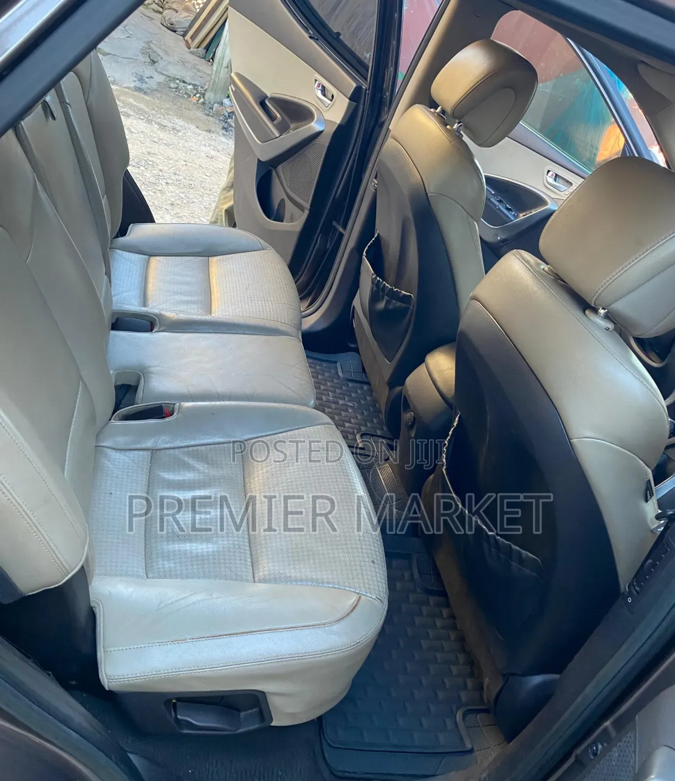 Hyundai Santa Fe Limited 4dr SUV (3.3L 6cyl 6A) 2014 Gray