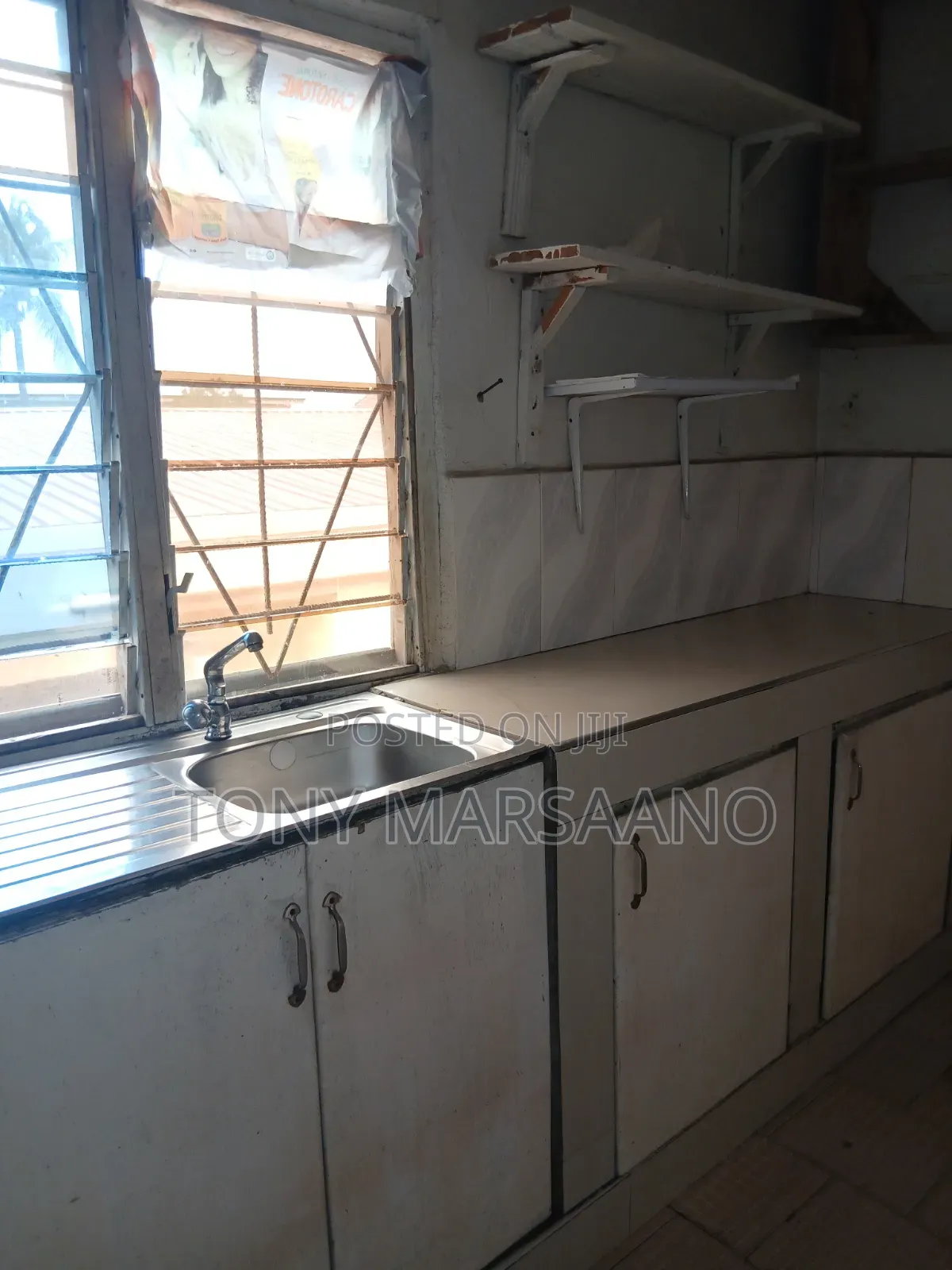1bdrm Apartment in Westlegon, Police Station for rent