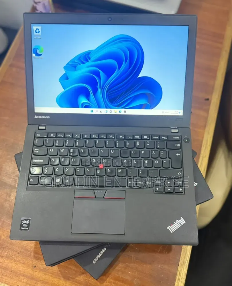 Laptop Lenovo ThinkPad X250 8GB Intel Core i5 SSD 128GB