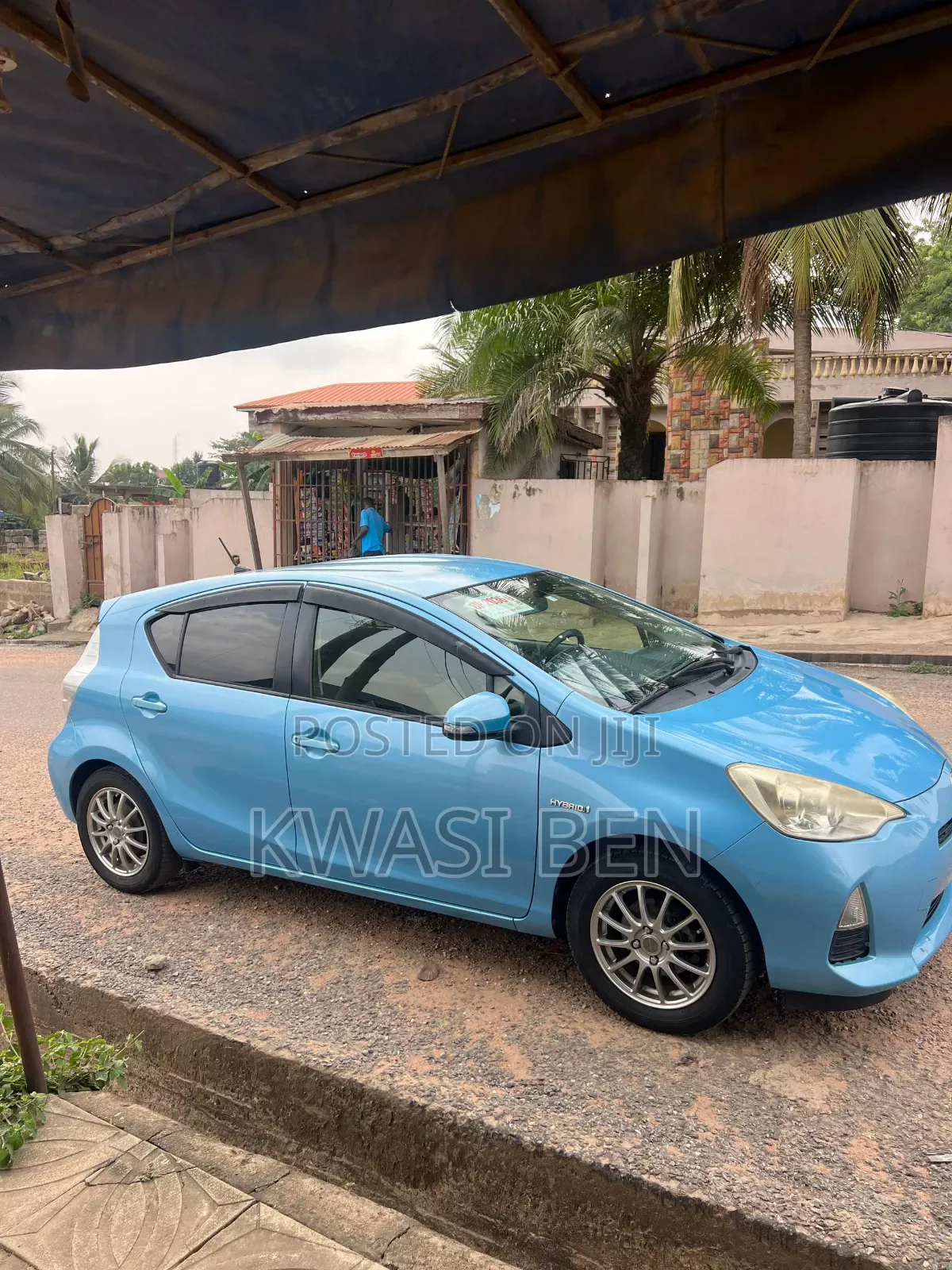 Toyota Aqua 2013 Blue