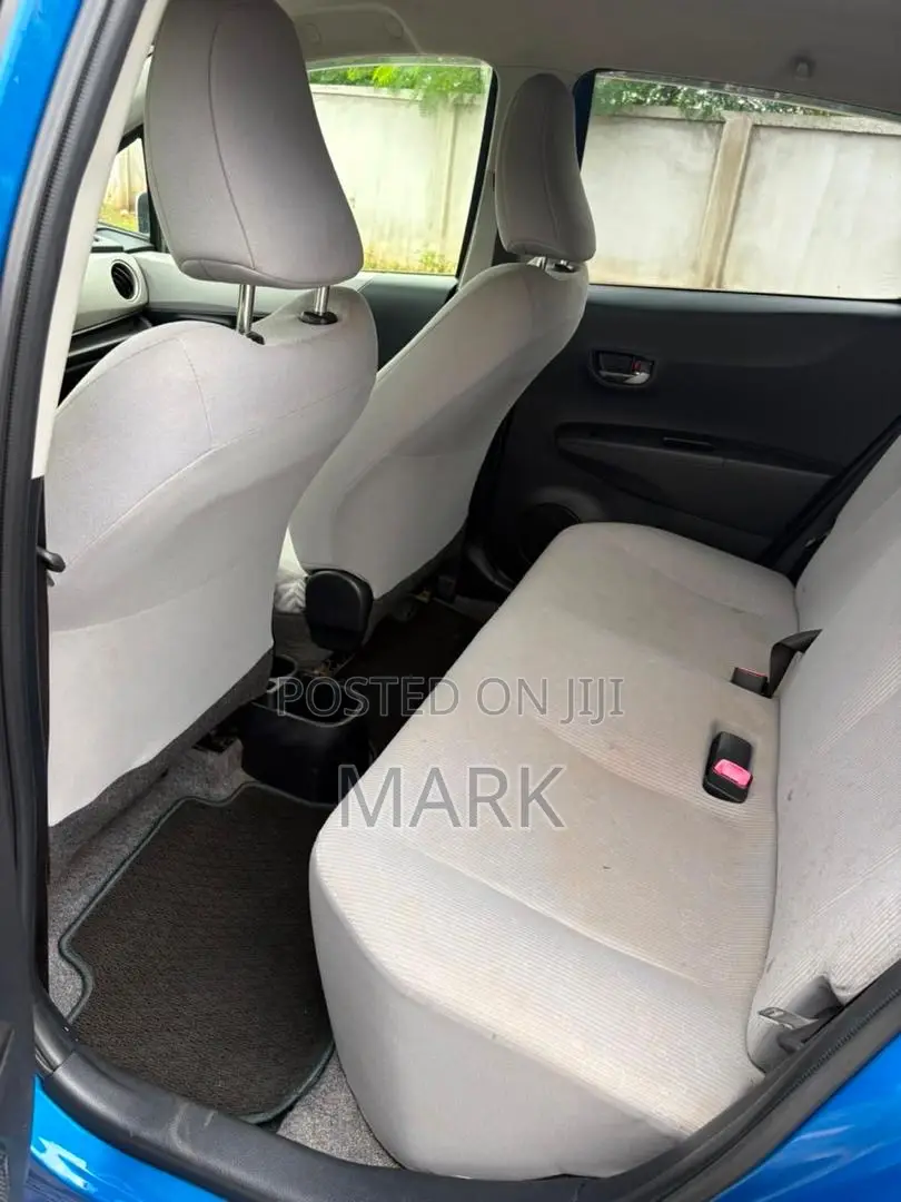 Toyota Vitz 2014 Blue