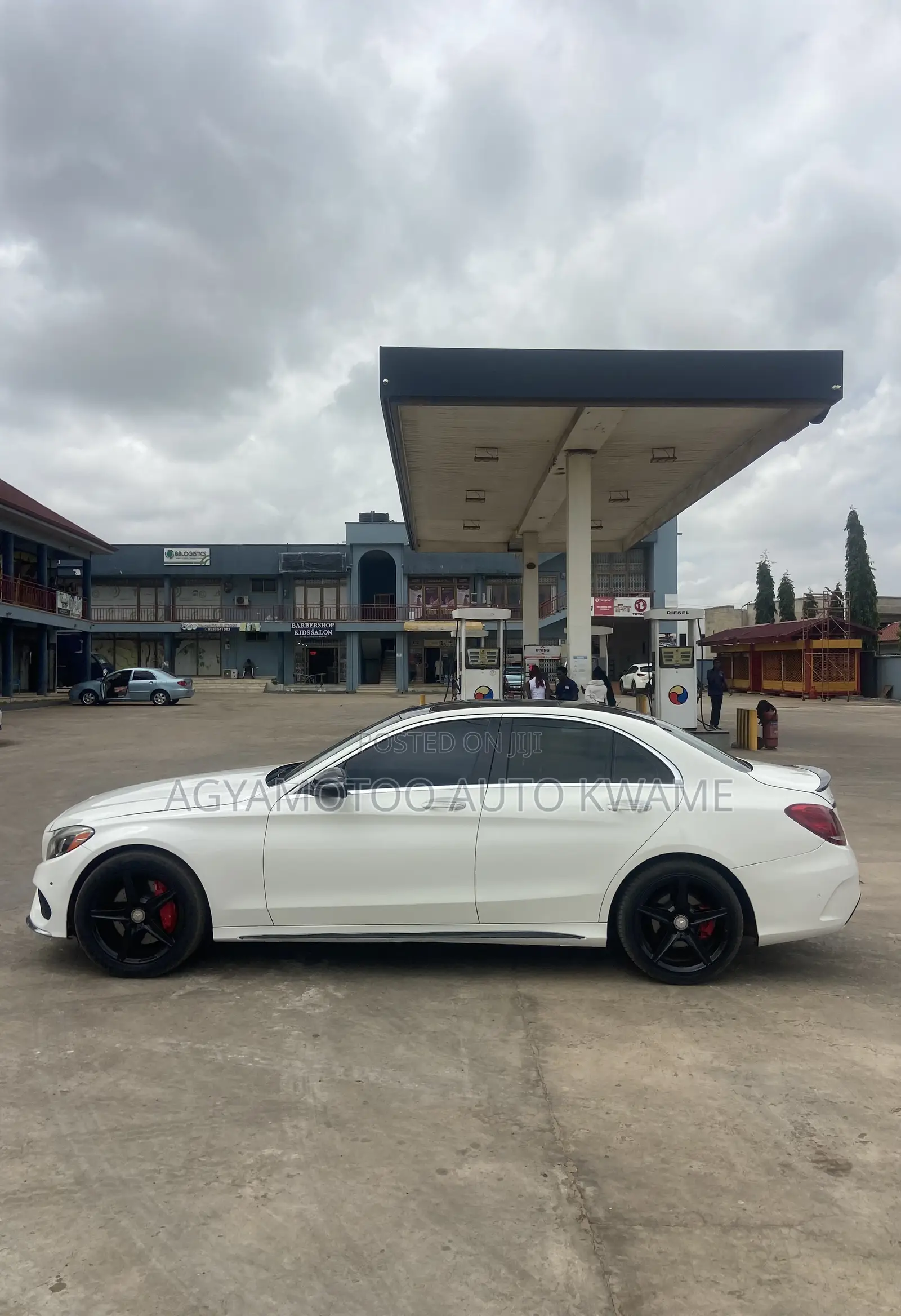 Mercedes-Benz C300 Base 4Matic Sedan AWD (2.0L 4cyl 7A) 2016 White