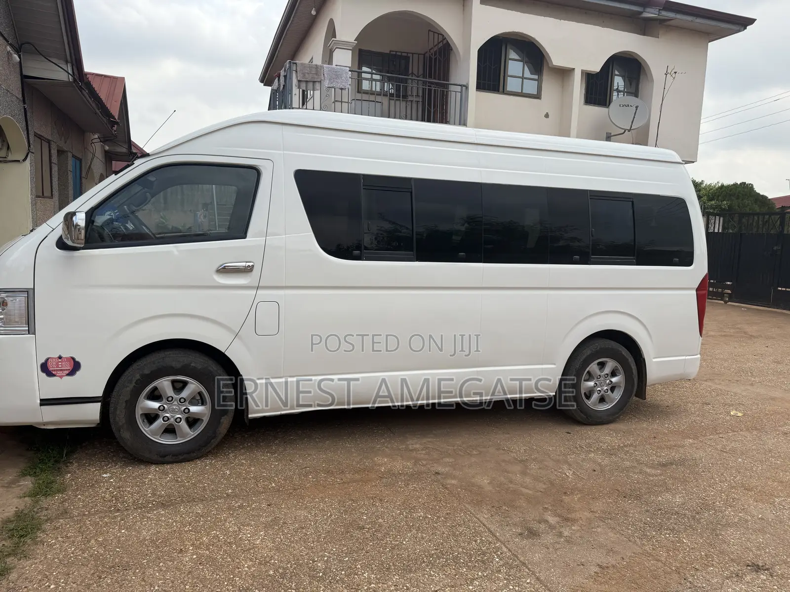 Toyota HiAce 2012 White
