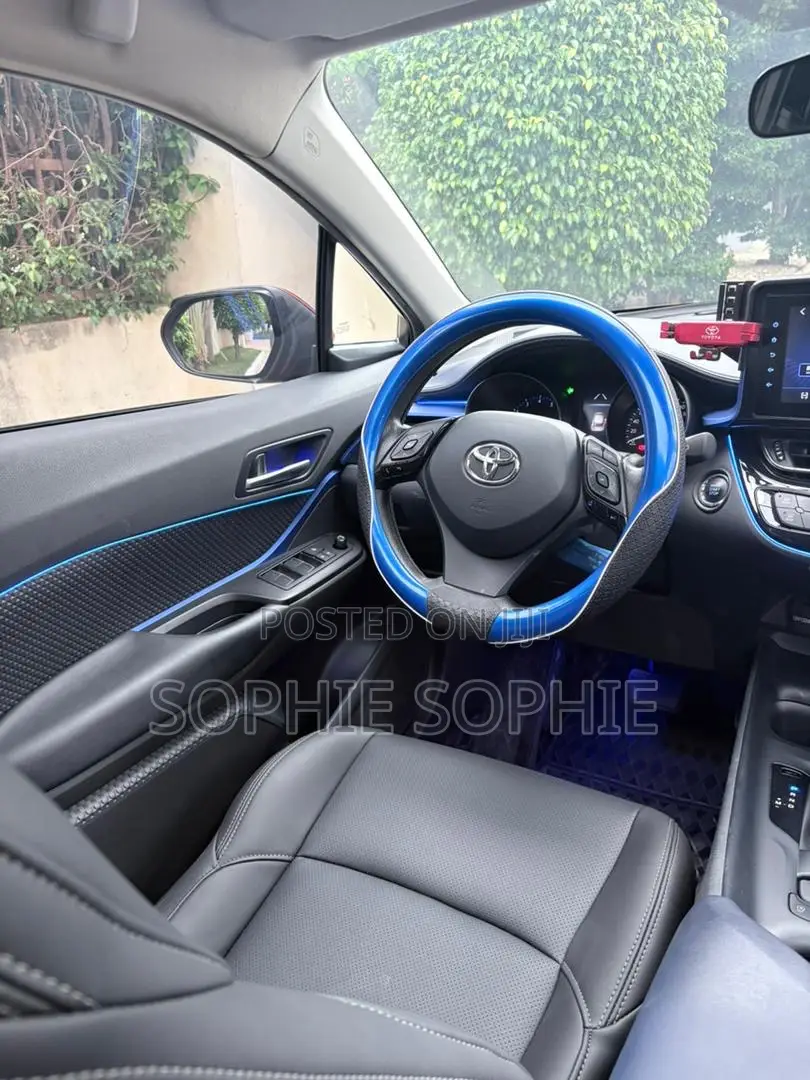 Toyota C-HR Nightshade 2022 Red