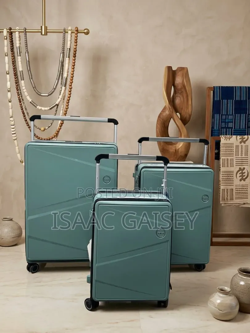 Premium Quality Executive Anticrake Trolling Luggages