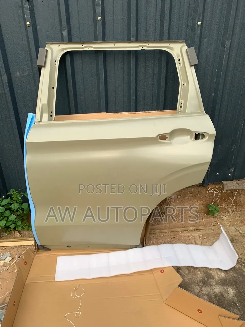 Mitsubishi Outlander 2023 Door