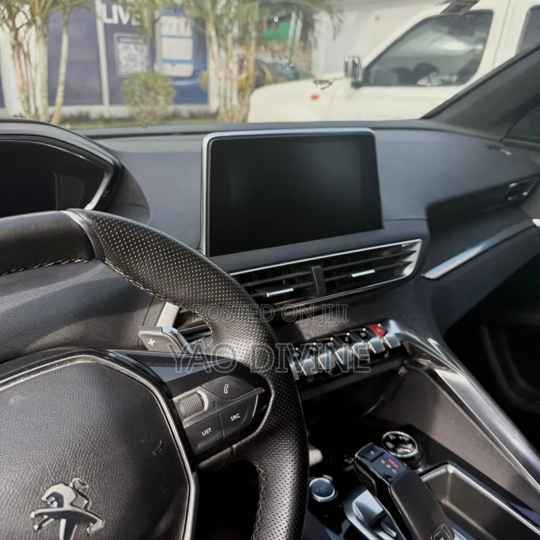 5008 Peugeot 7 Seater Rentals