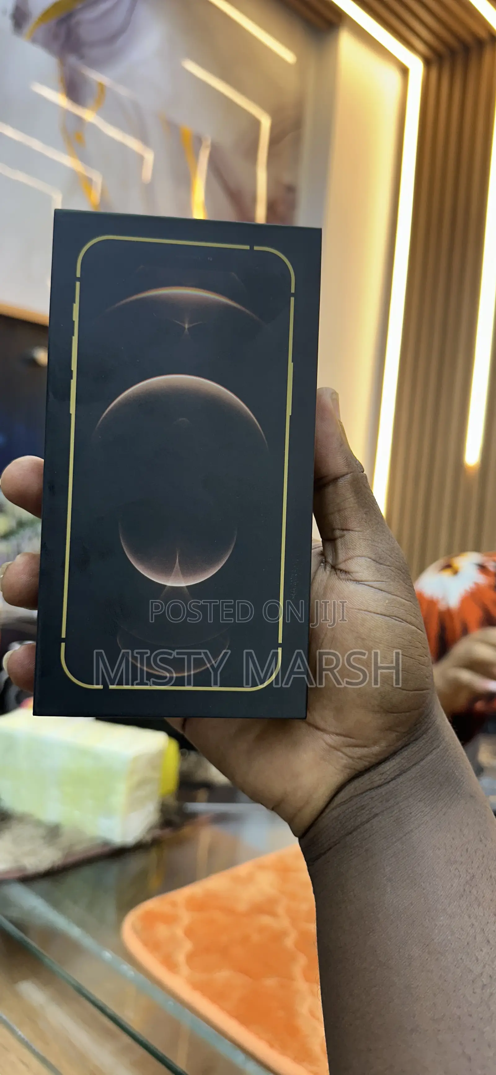 New Apple iPhone 12 Pro 128 GB Gold