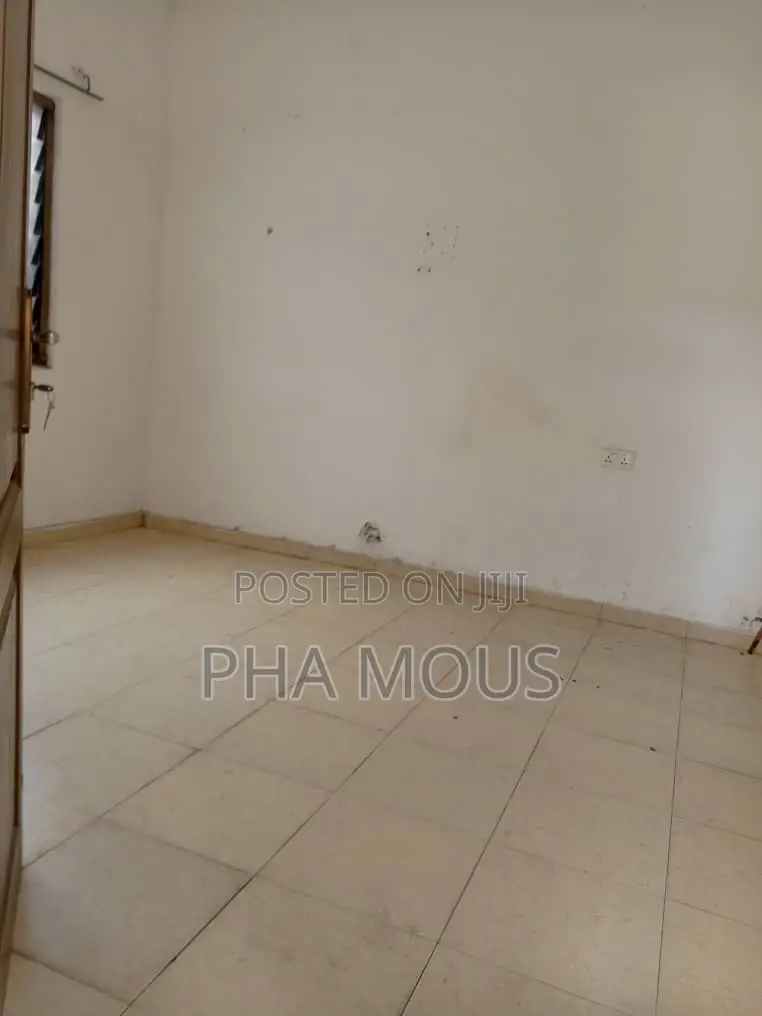 1bdrm Apartment in Achimota for rent
