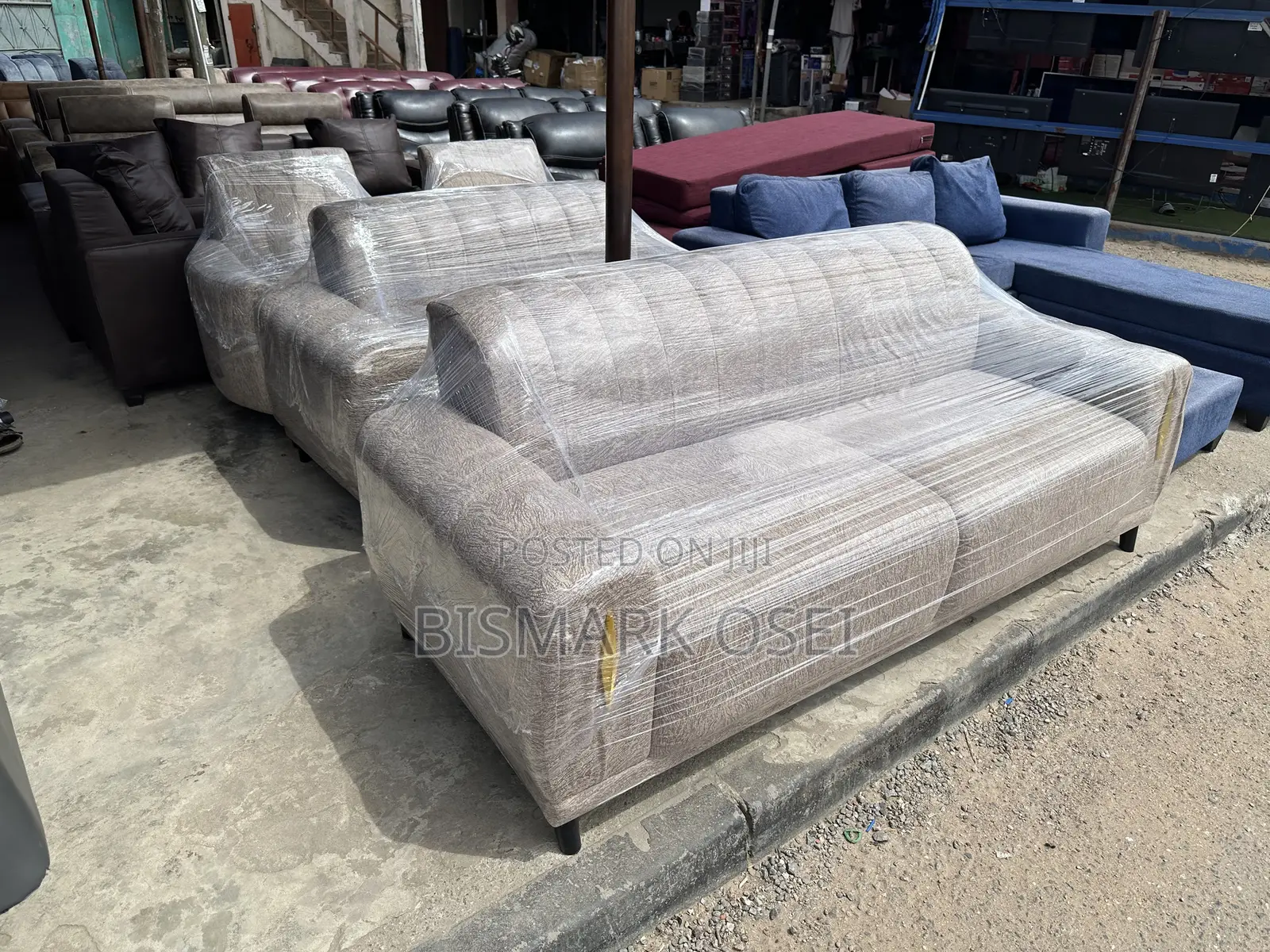 Royal Comfortable 7 Seater Sofa Set