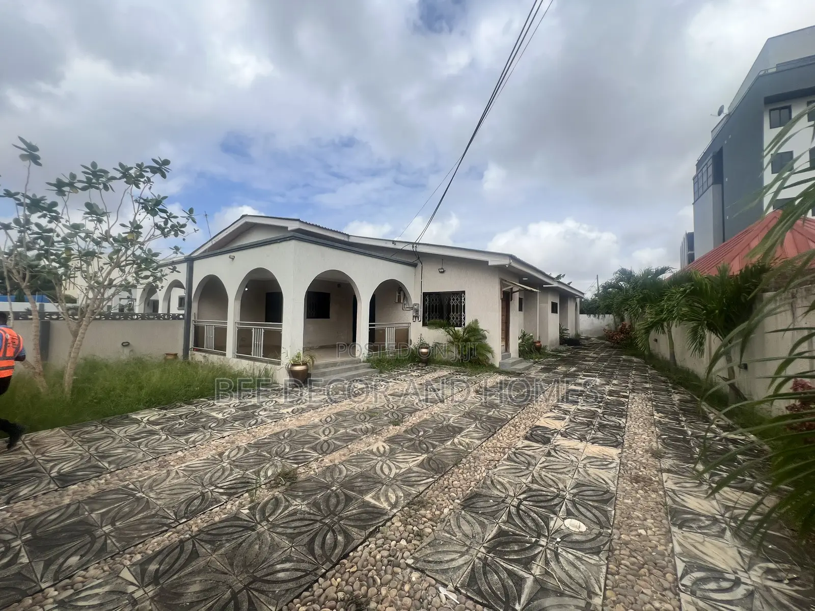 3bdrm House in Bee Decor & Homes, East Legon for rent