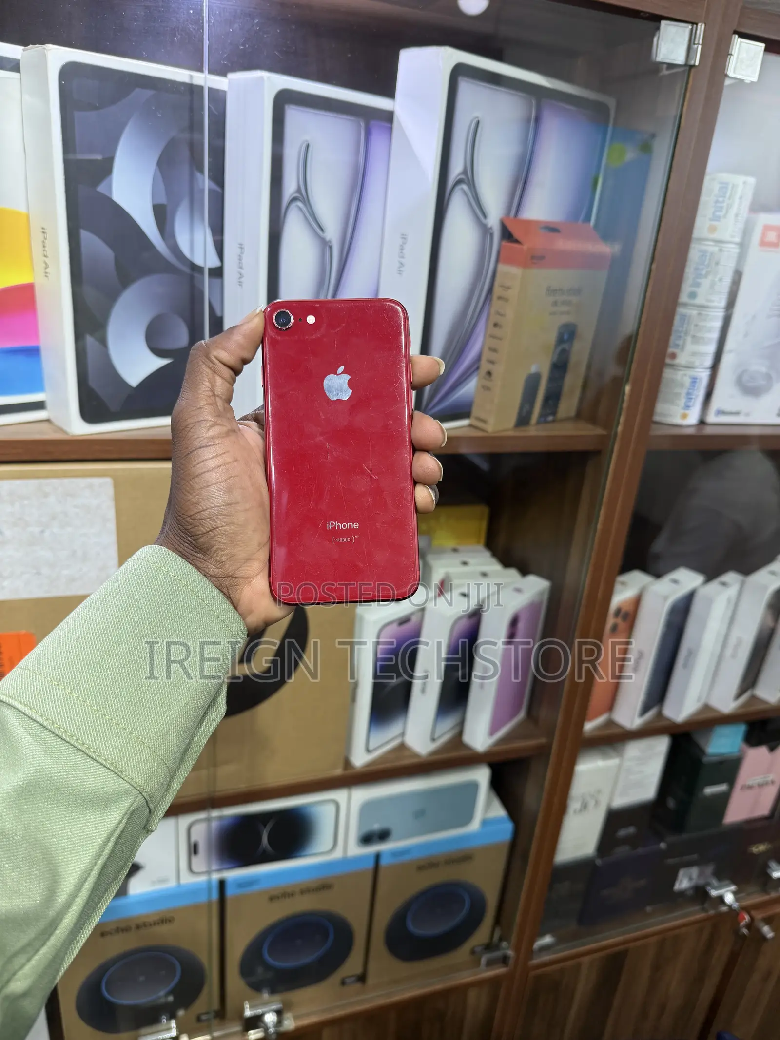 Apple iPhone 8 64 GB Red