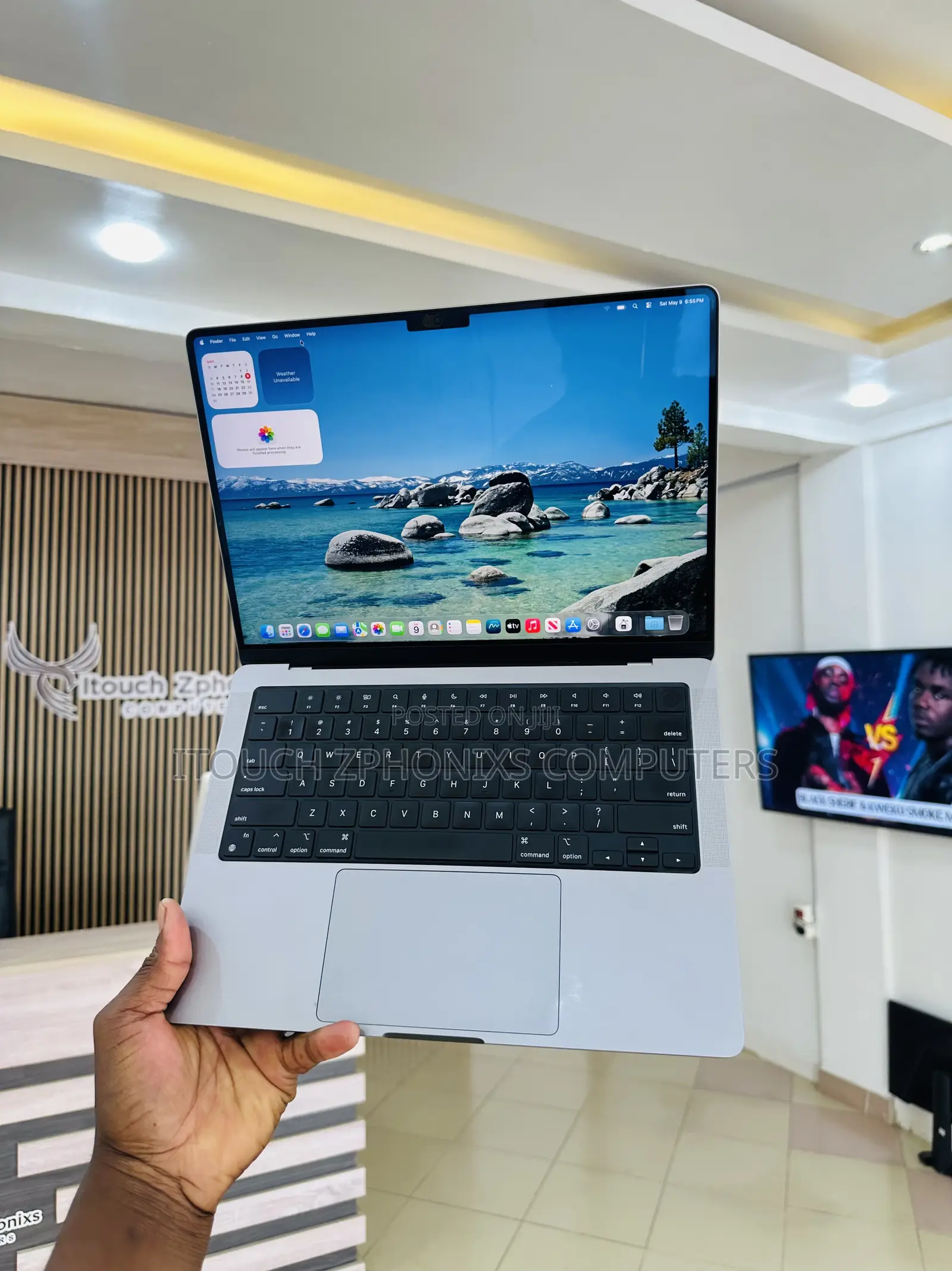 Laptop Apple MacBook Pro 2021 M1 16GB Apple M1 Pro SSD 512GB