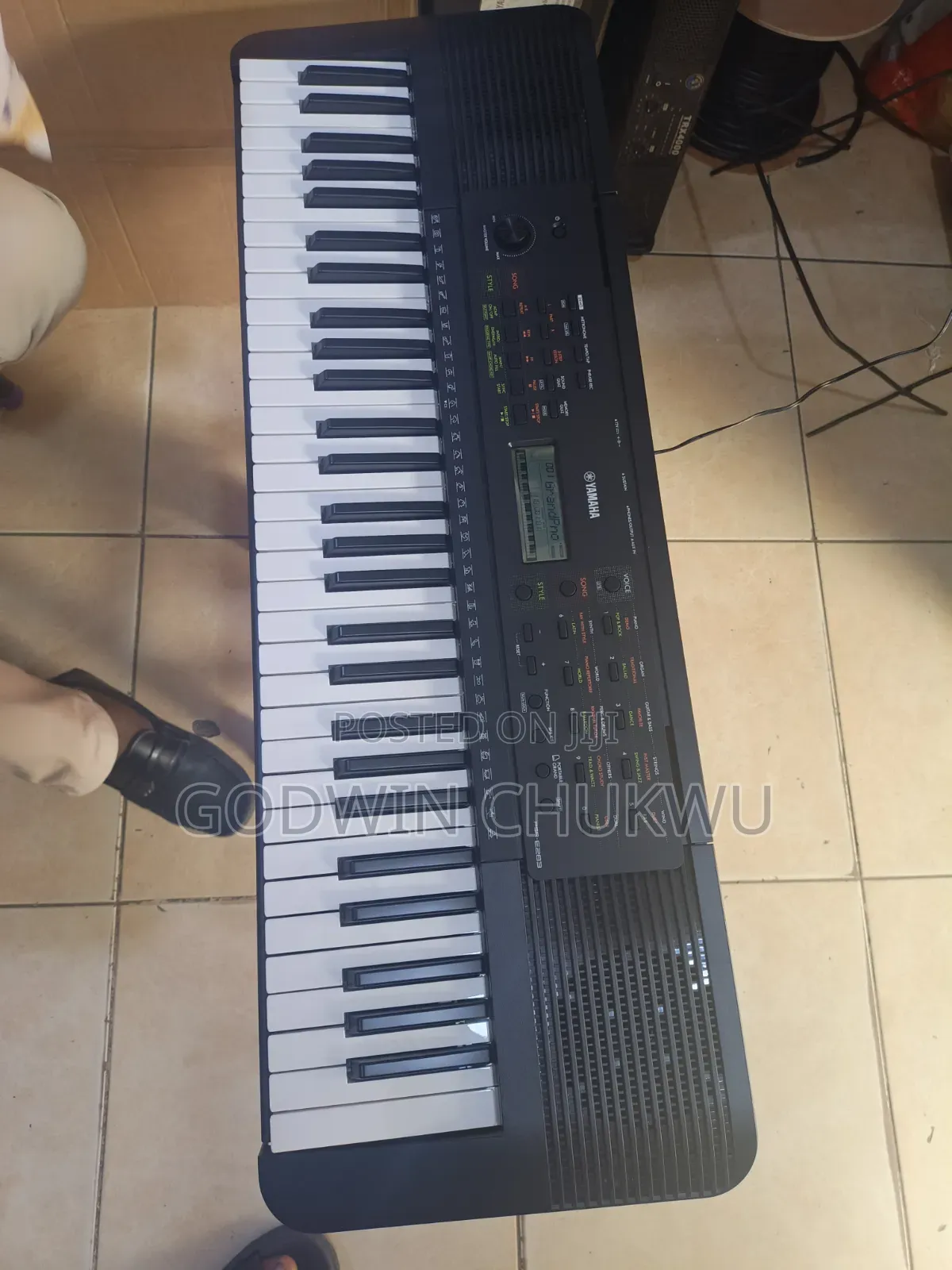 Yamaha PSR-E283 Keyboard