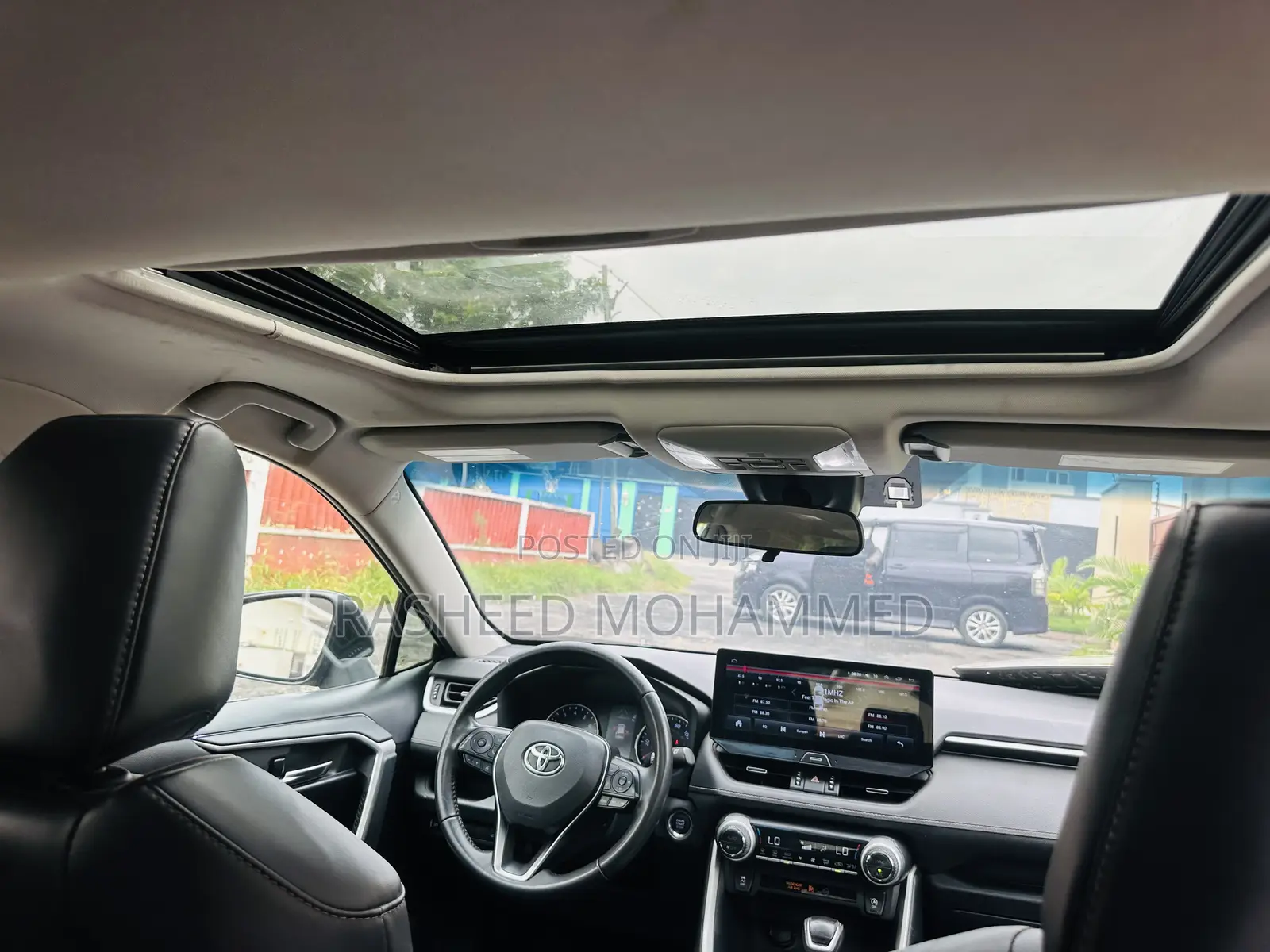 Toyota RAV4 XLE Premium AWD 2023 Blue