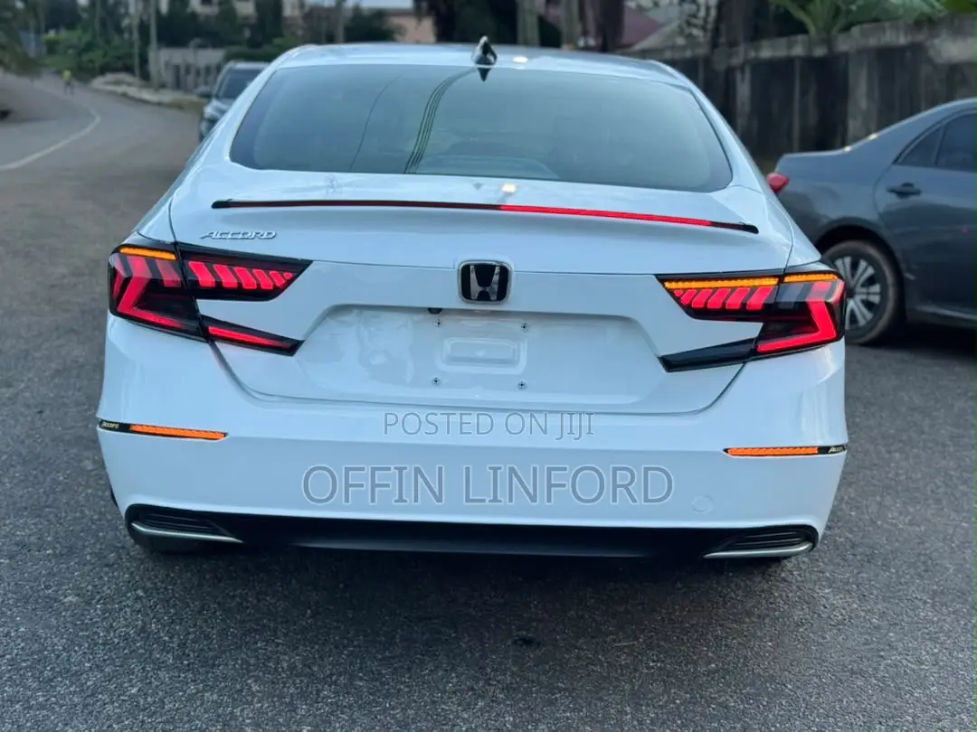 Honda Accord Sport 2018 White