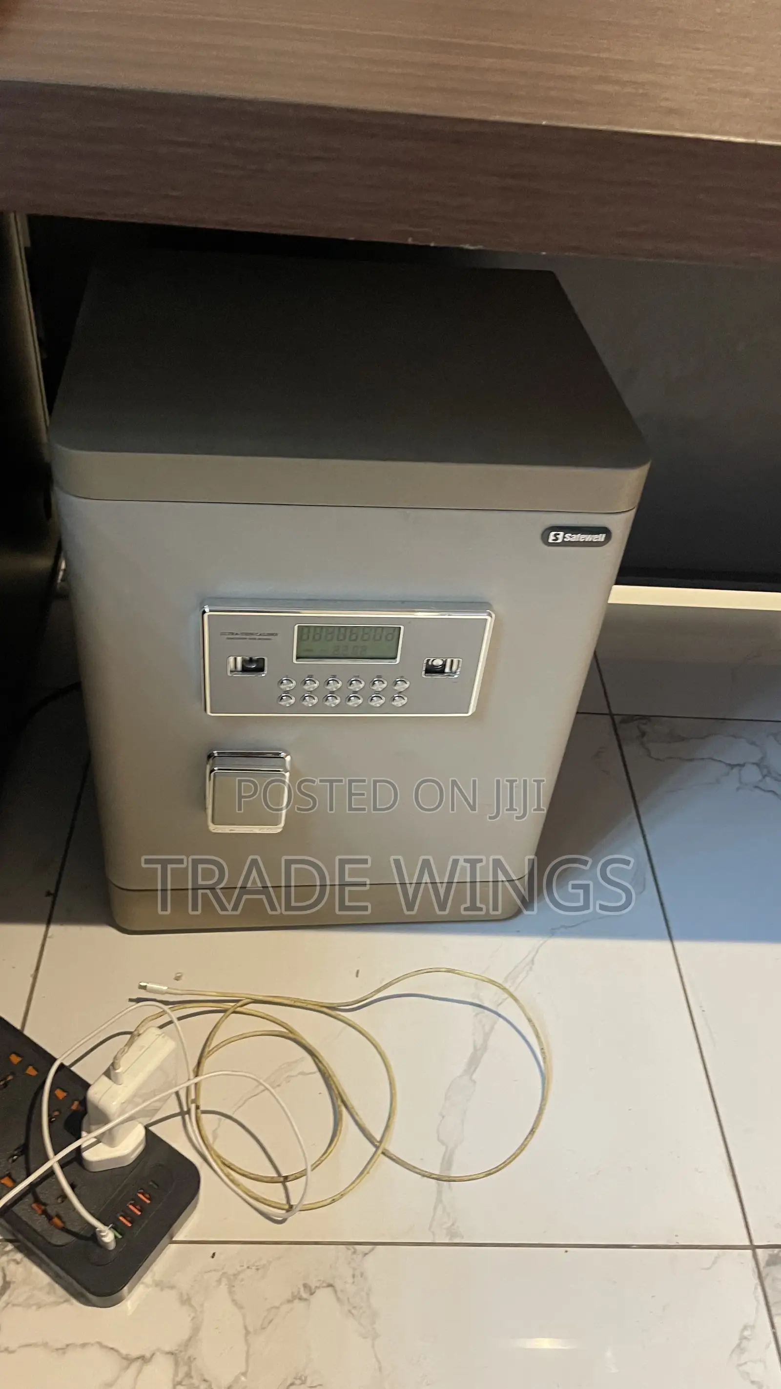 High Class Save Deposit Box