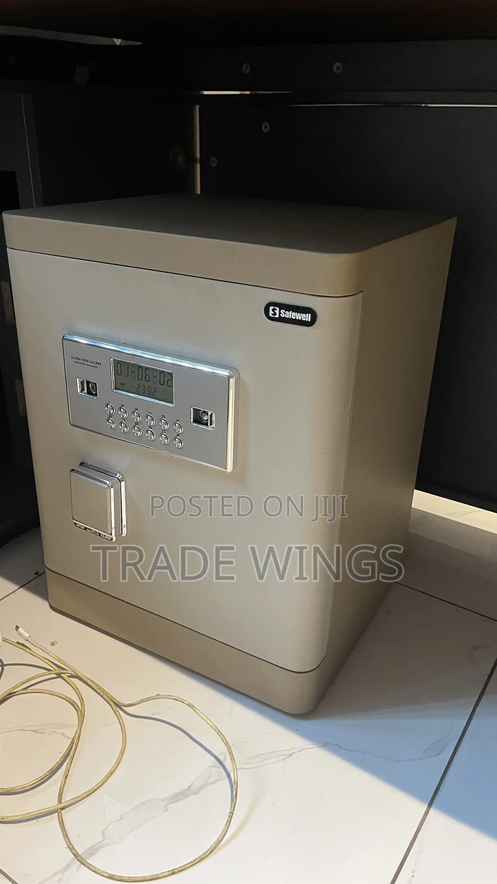 High Class Save Deposit Box