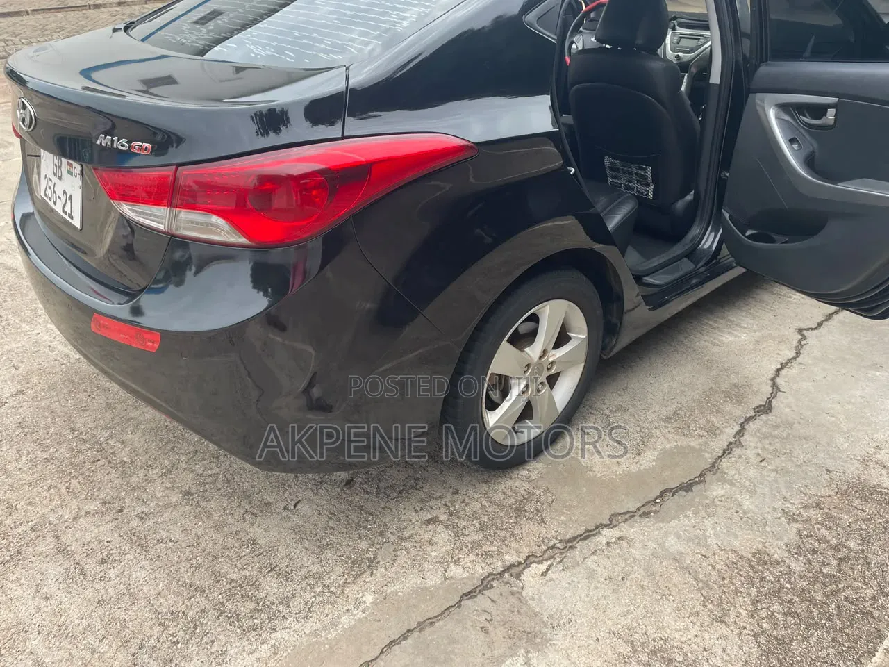 Hyundai Avante 2013 Black